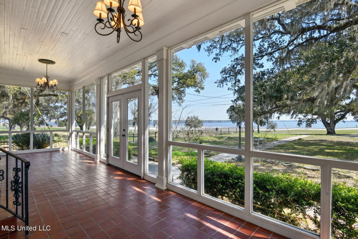 604 N Beach Boulevard