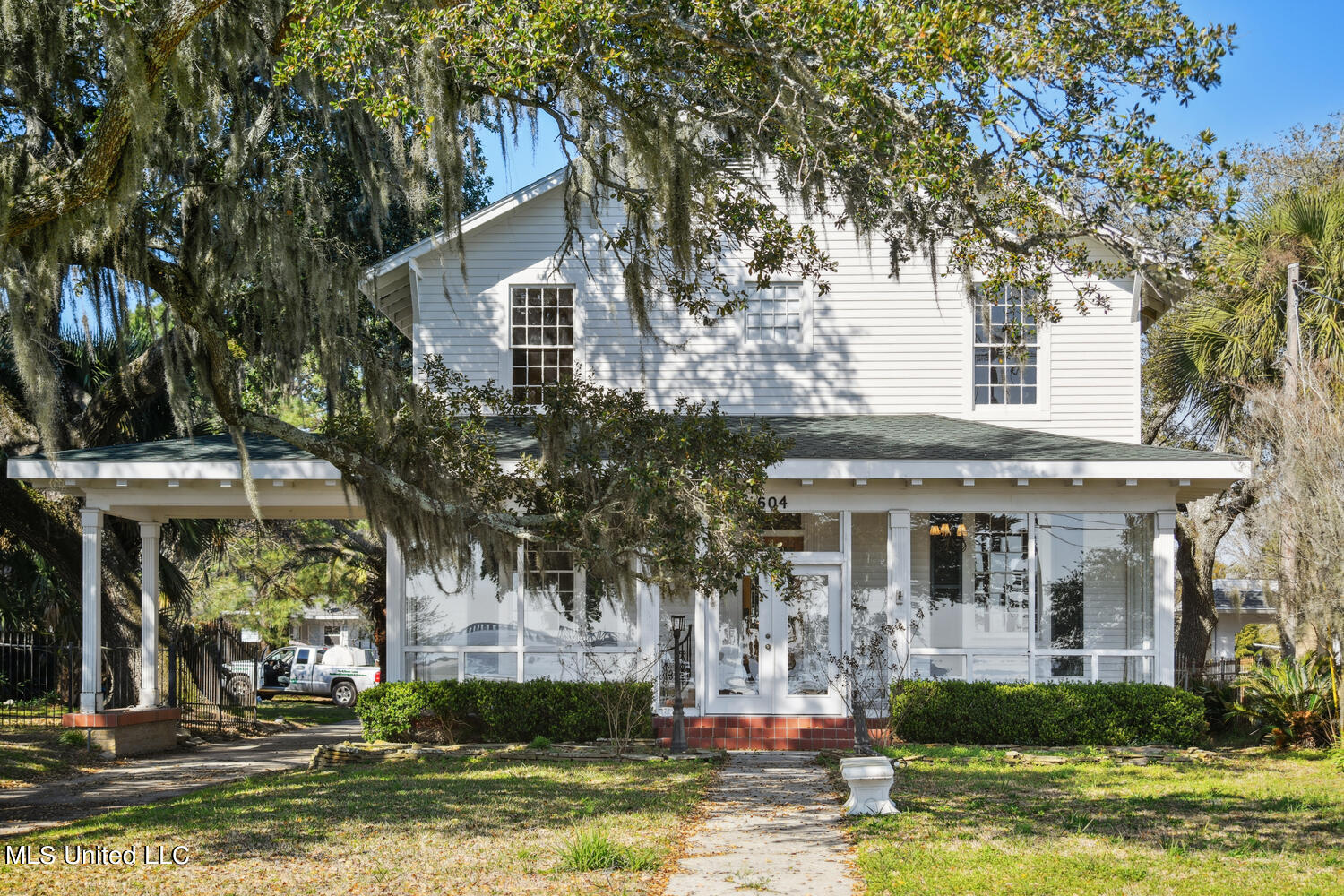 604 N Beach Boulevard