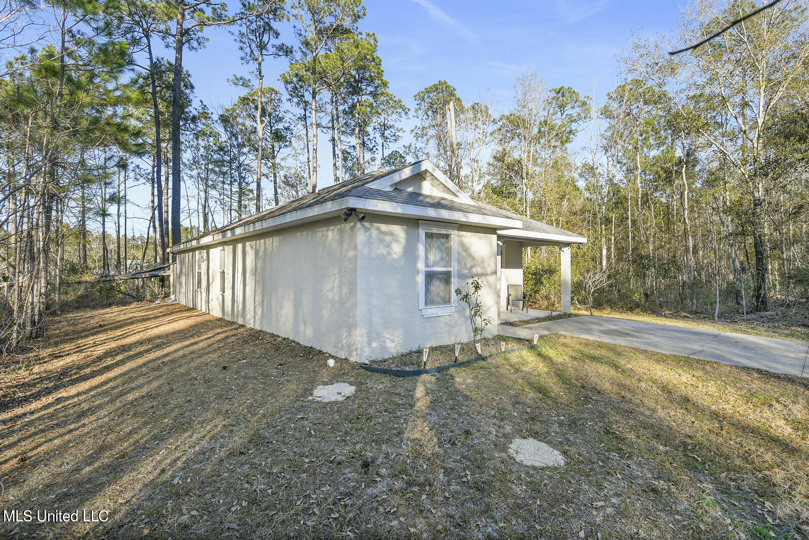 6116 E Marion Street