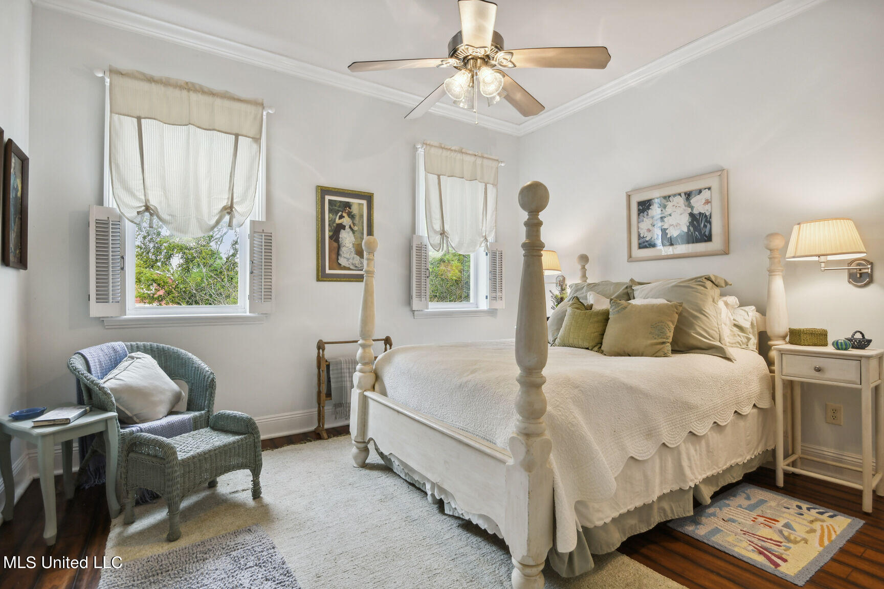 221 N Beach Boulevard