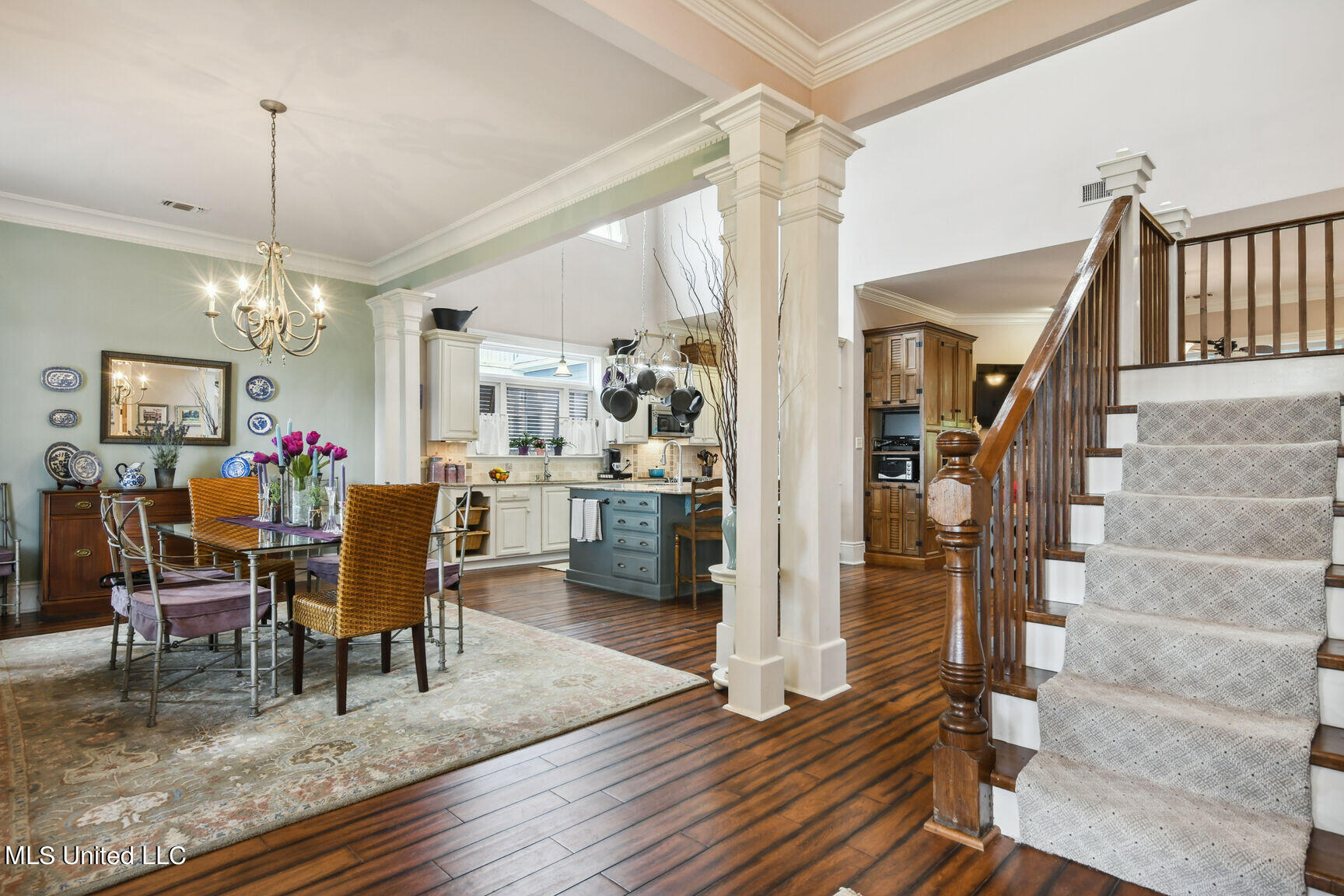 221 N Beach Boulevard