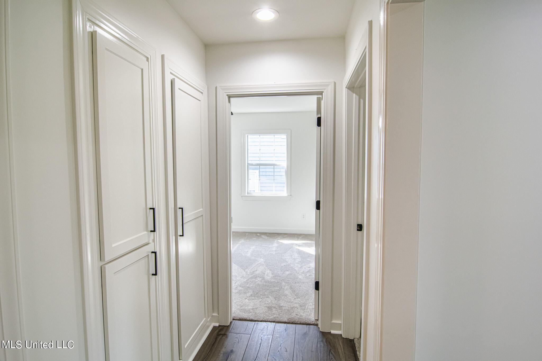 1013 Meadow Heights Drive