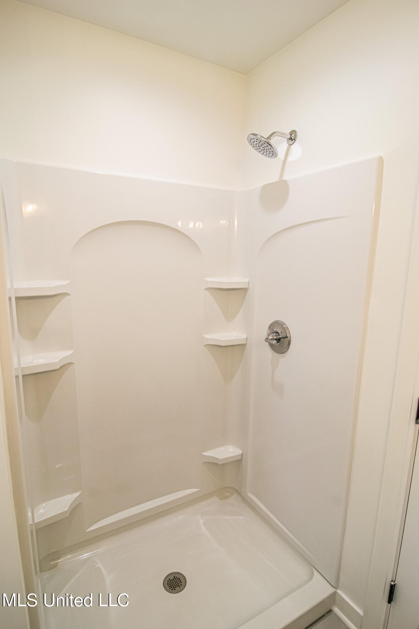 1013 Meadow Heights Drive