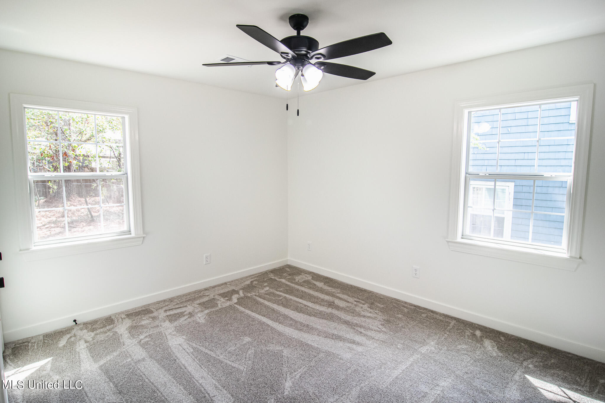 1013 Meadow Heights Drive