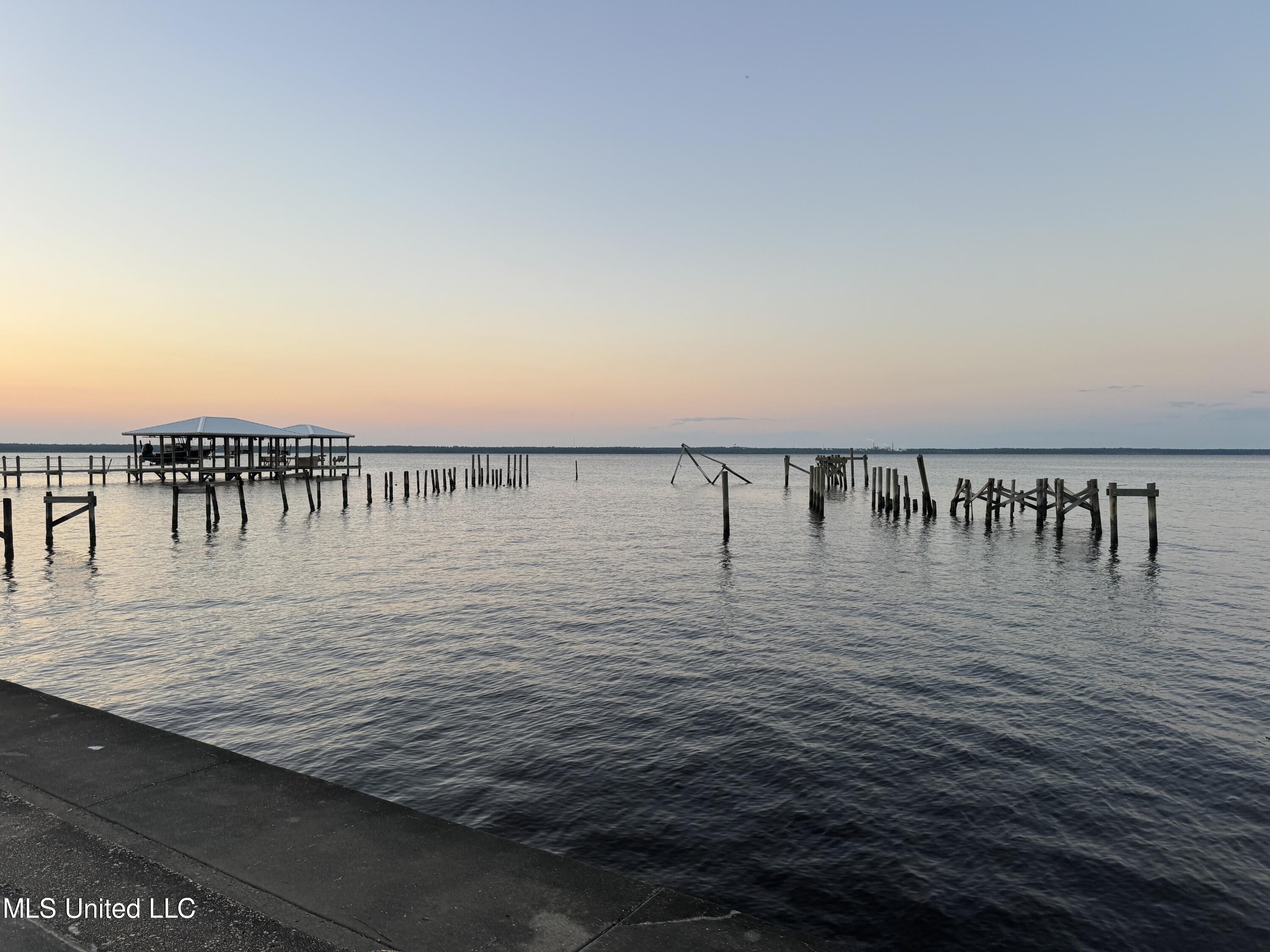 1910 N Beach Boulevard