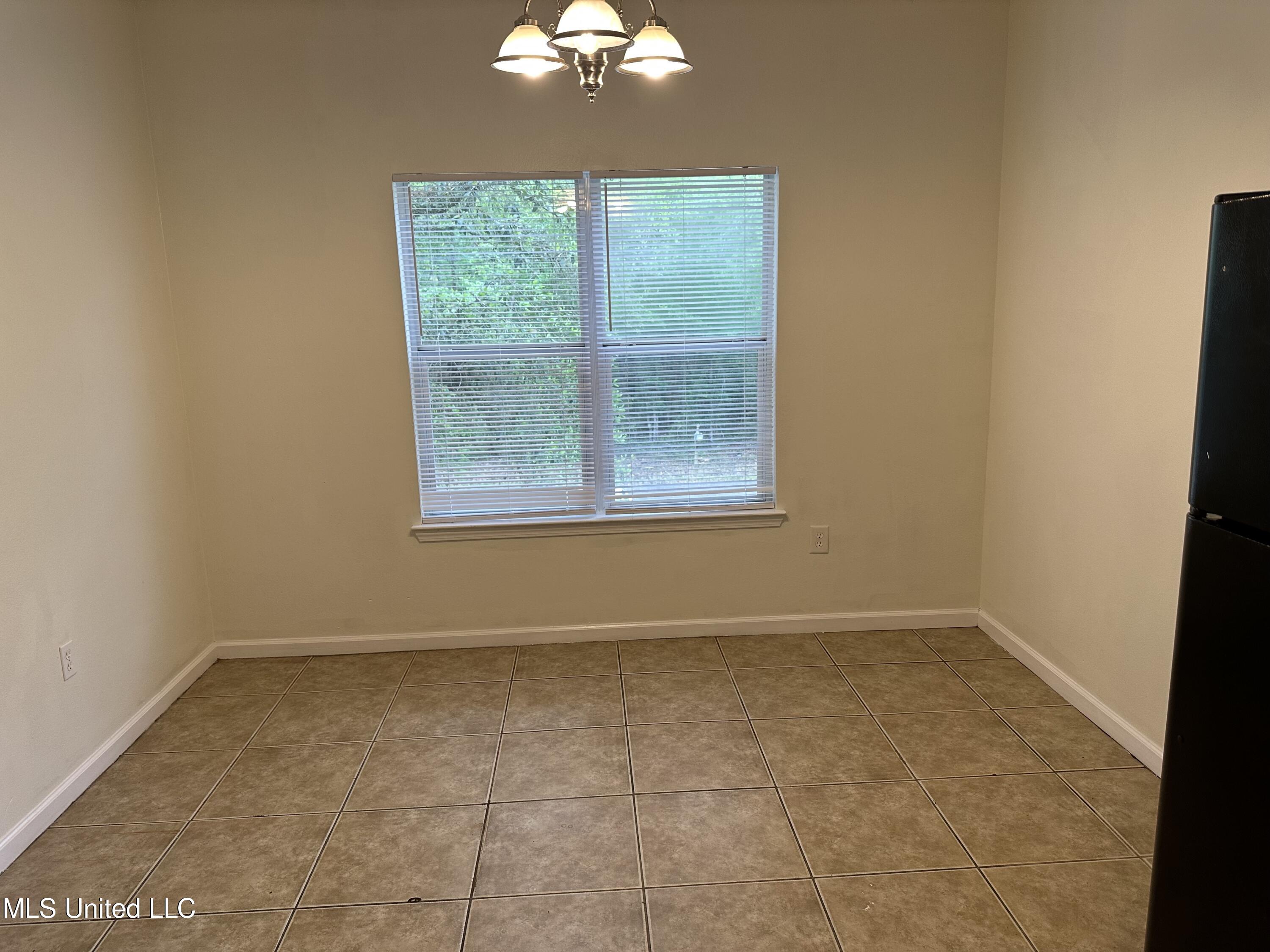 6062 E Benton Street