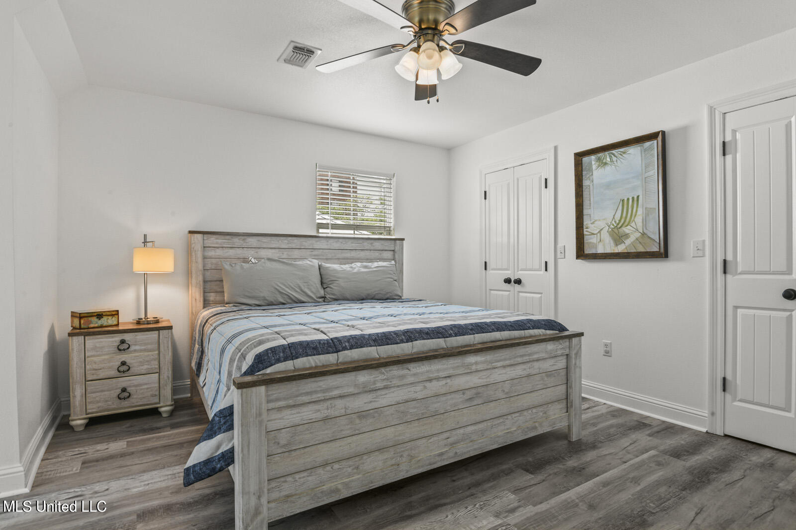 244 W Beach Boulevard