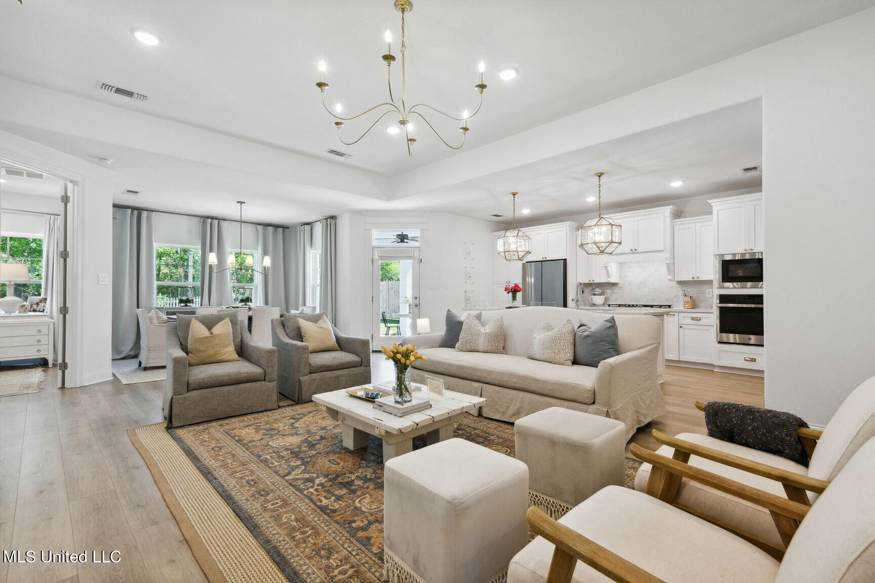 85009 Diamondhead Lakes Boulevard