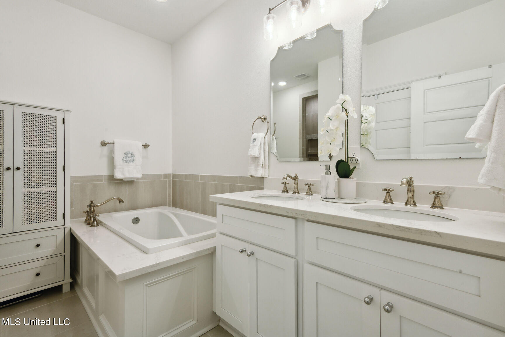 85009 Diamondhead Lakes Boulevard