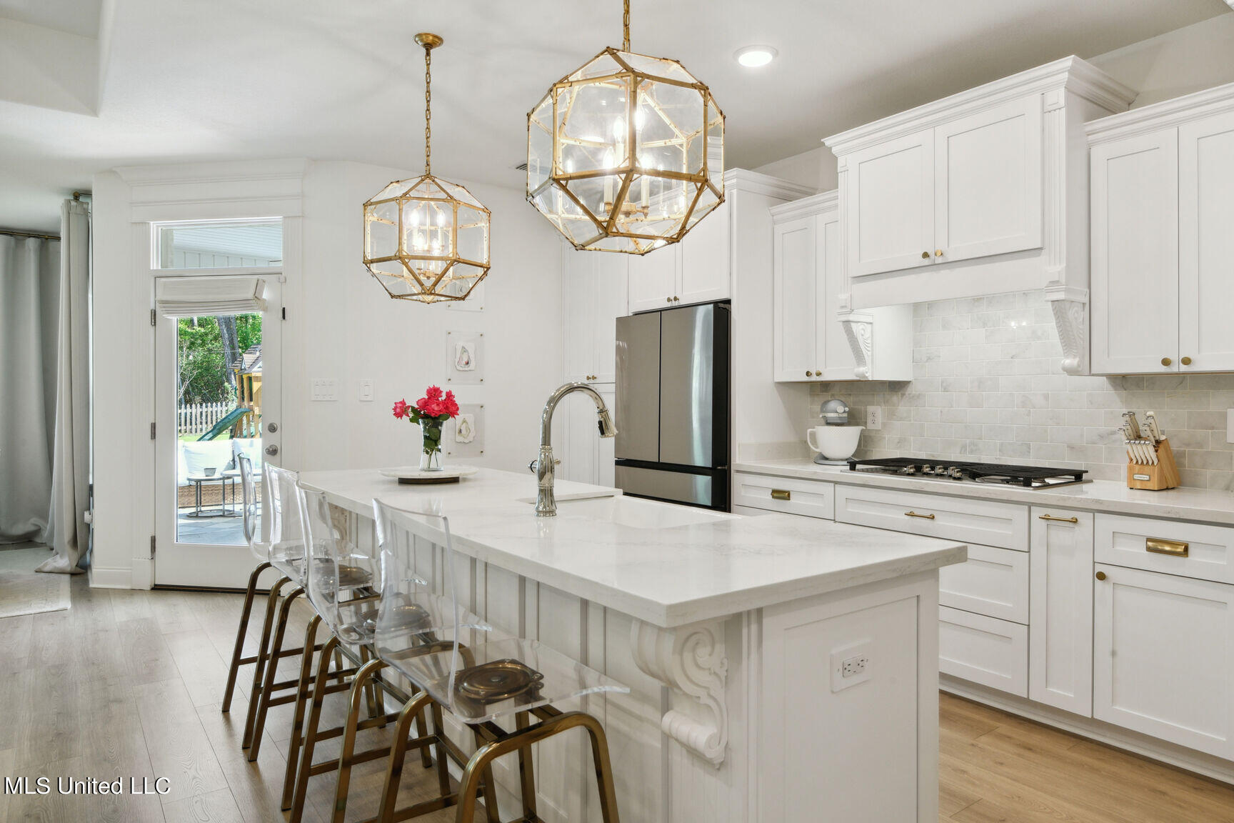 85009 Diamondhead Lakes Boulevard