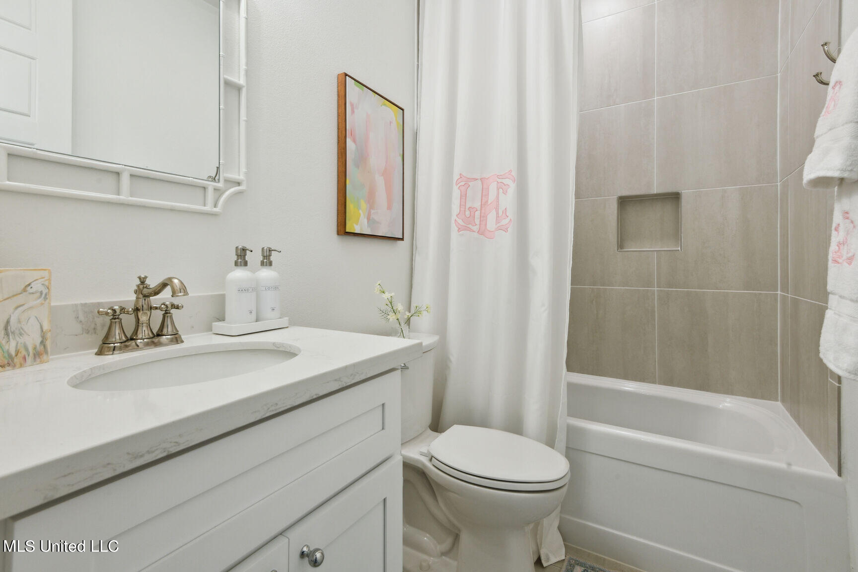 85009 Diamondhead Lakes Boulevard