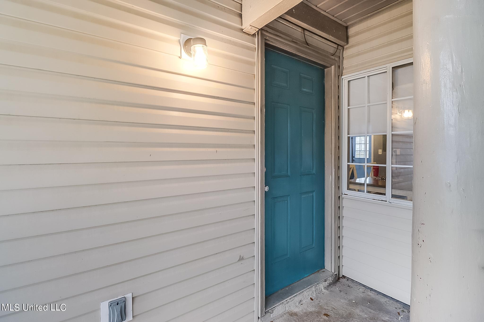 245 Mcdonnell Avenue, 144