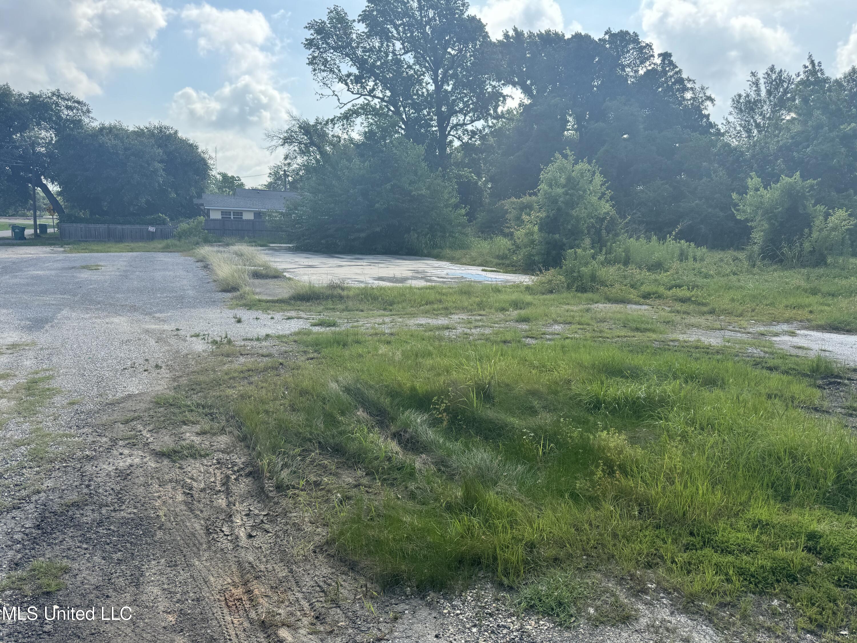 329 Ballentine Street