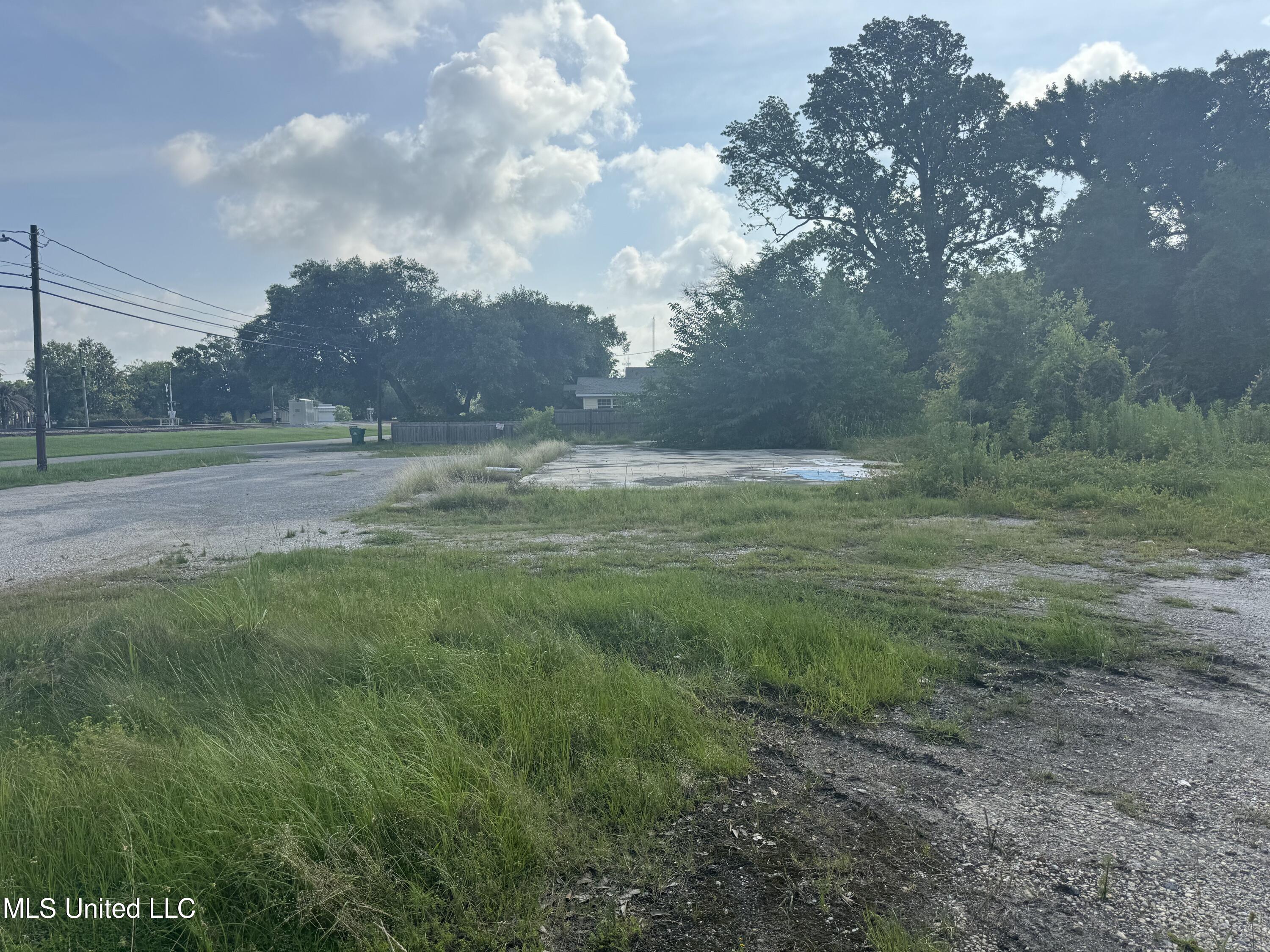 329 Ballentine Street