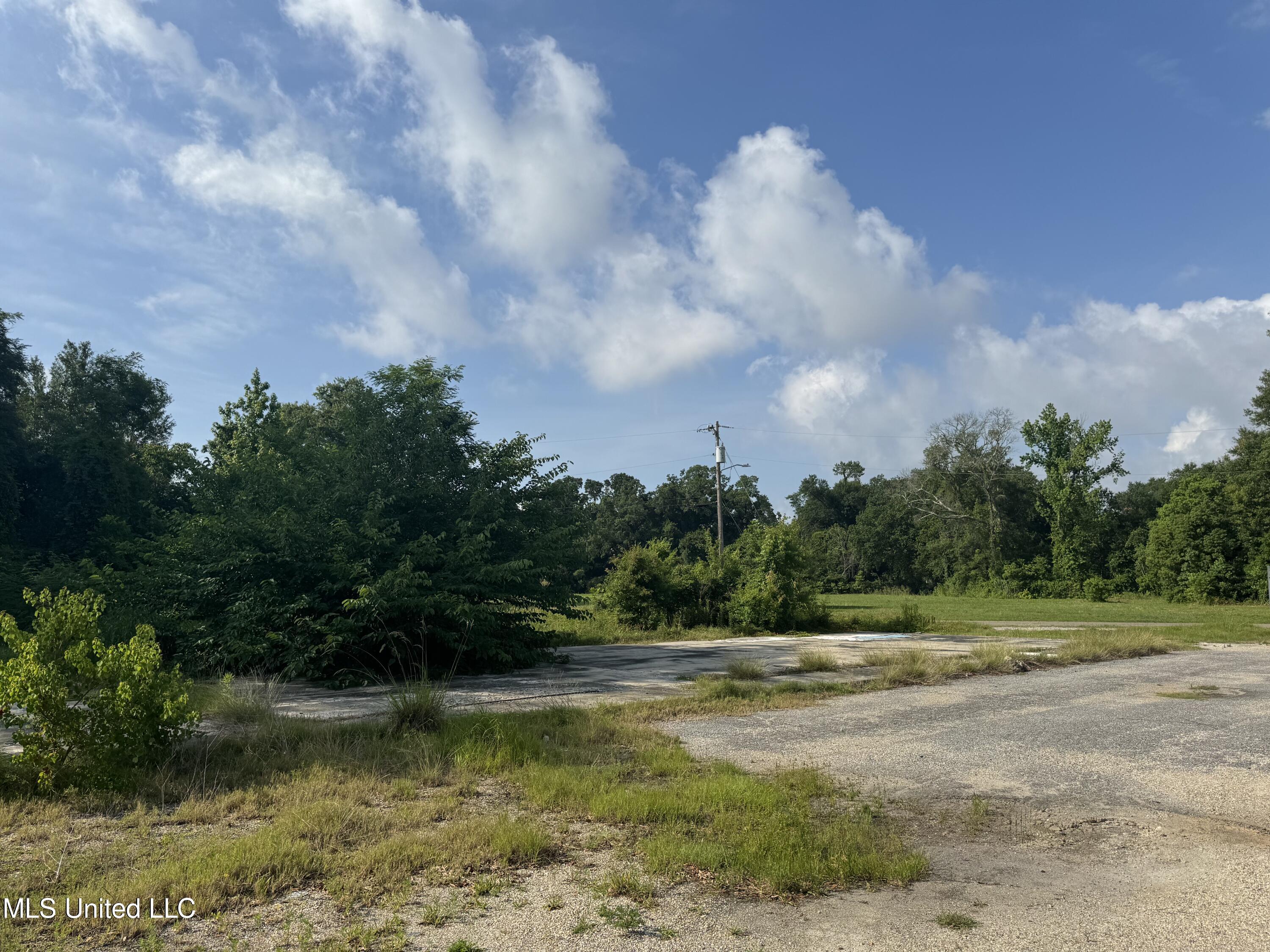 329 Ballentine Street