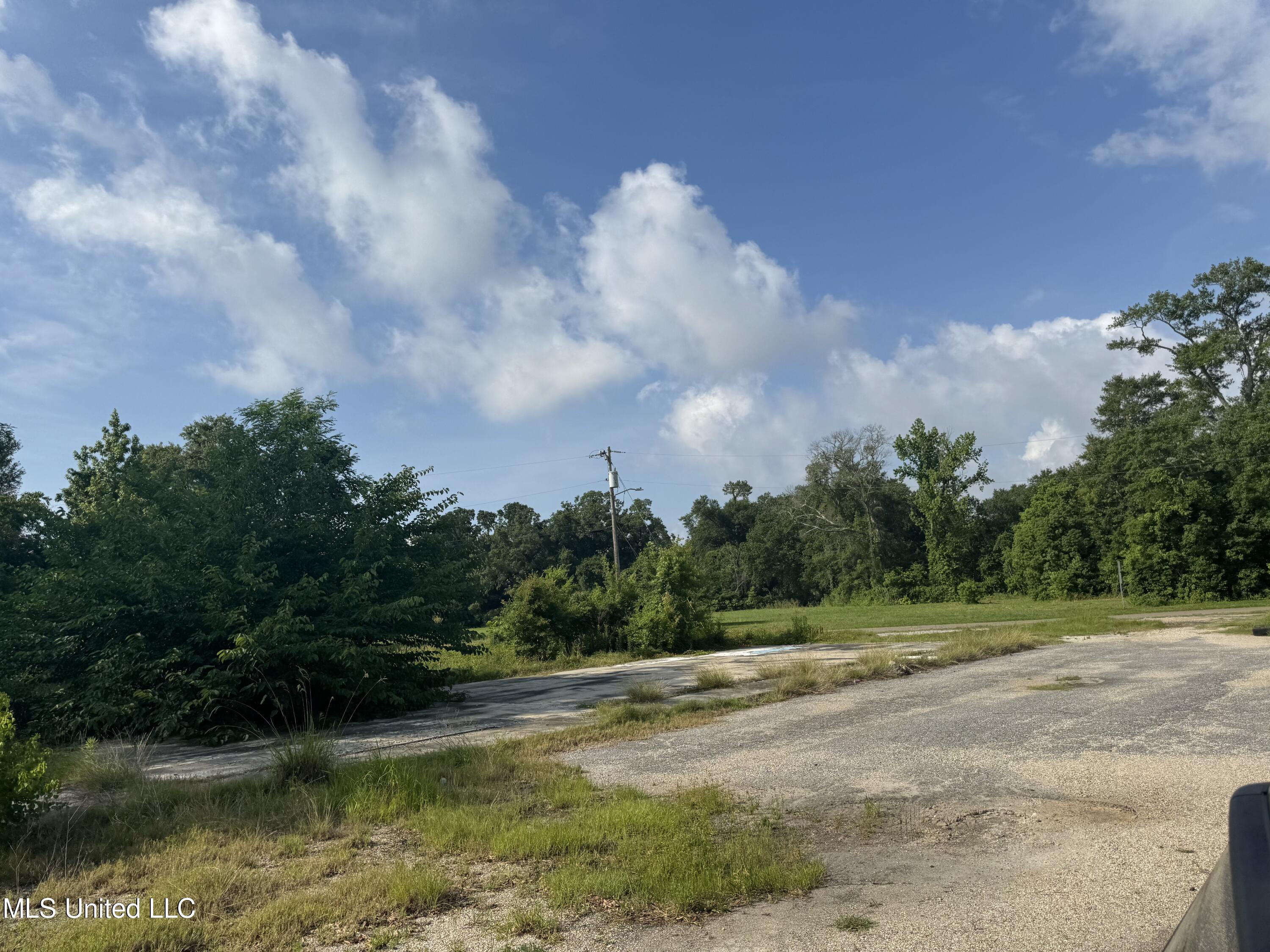 329 Ballentine Street