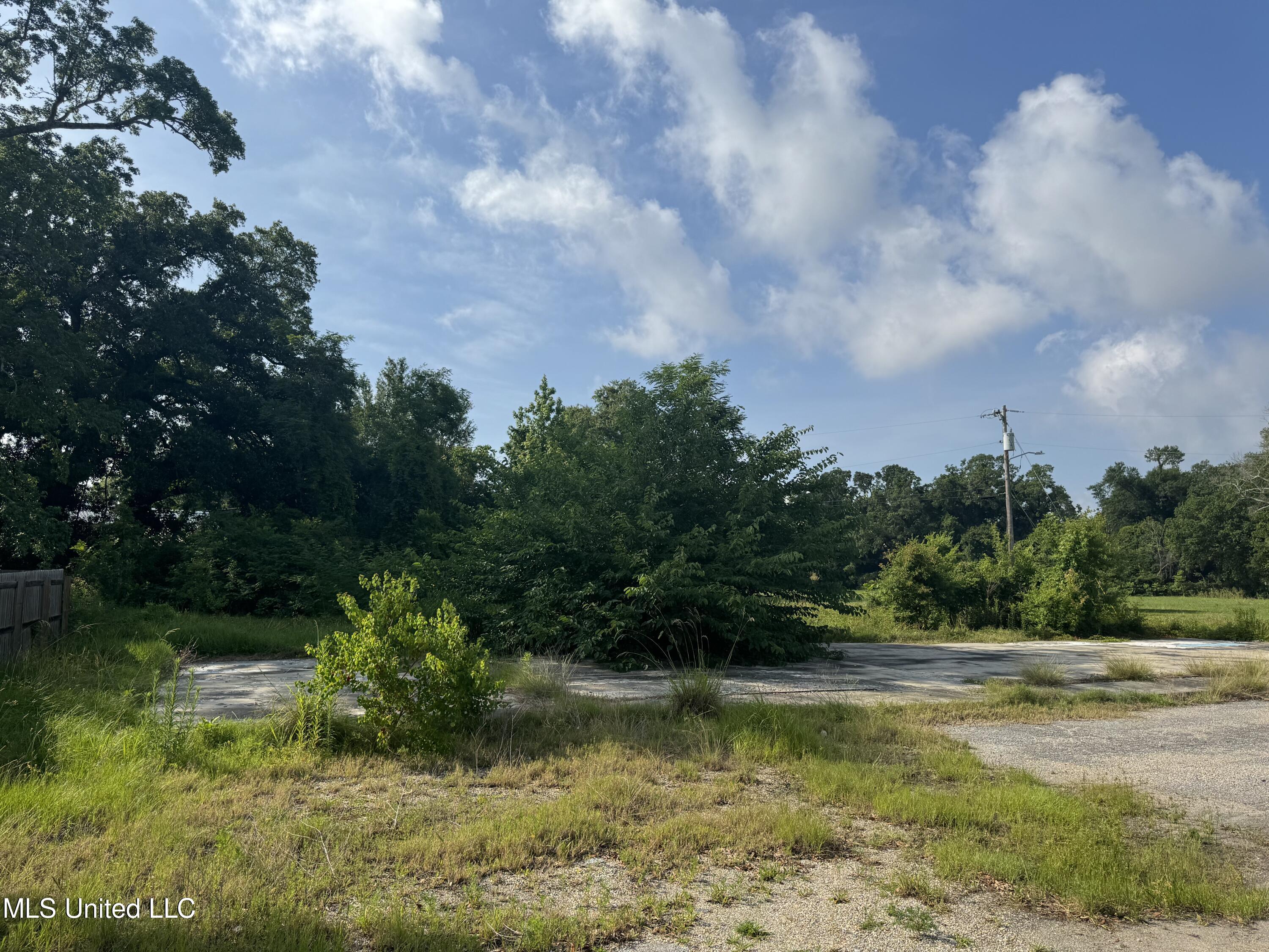 329 Ballentine Street