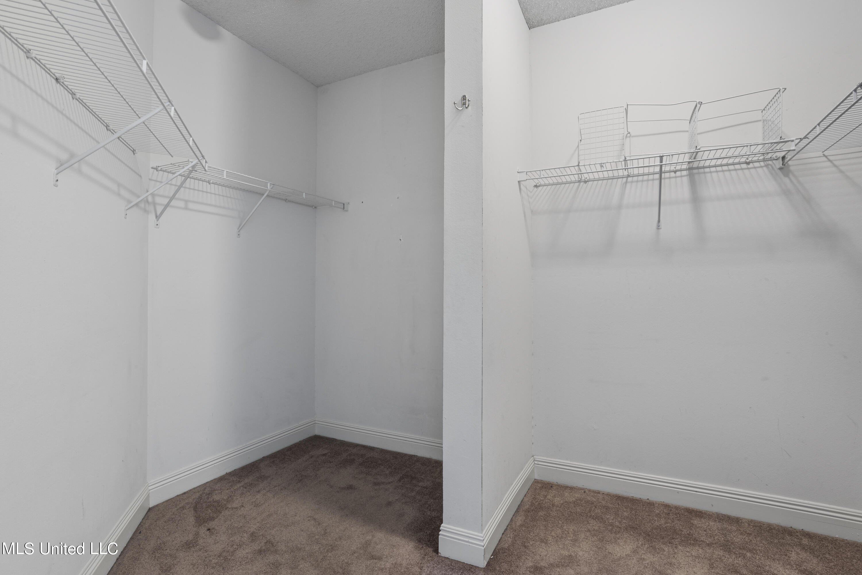 11850 Summerhaven Circle