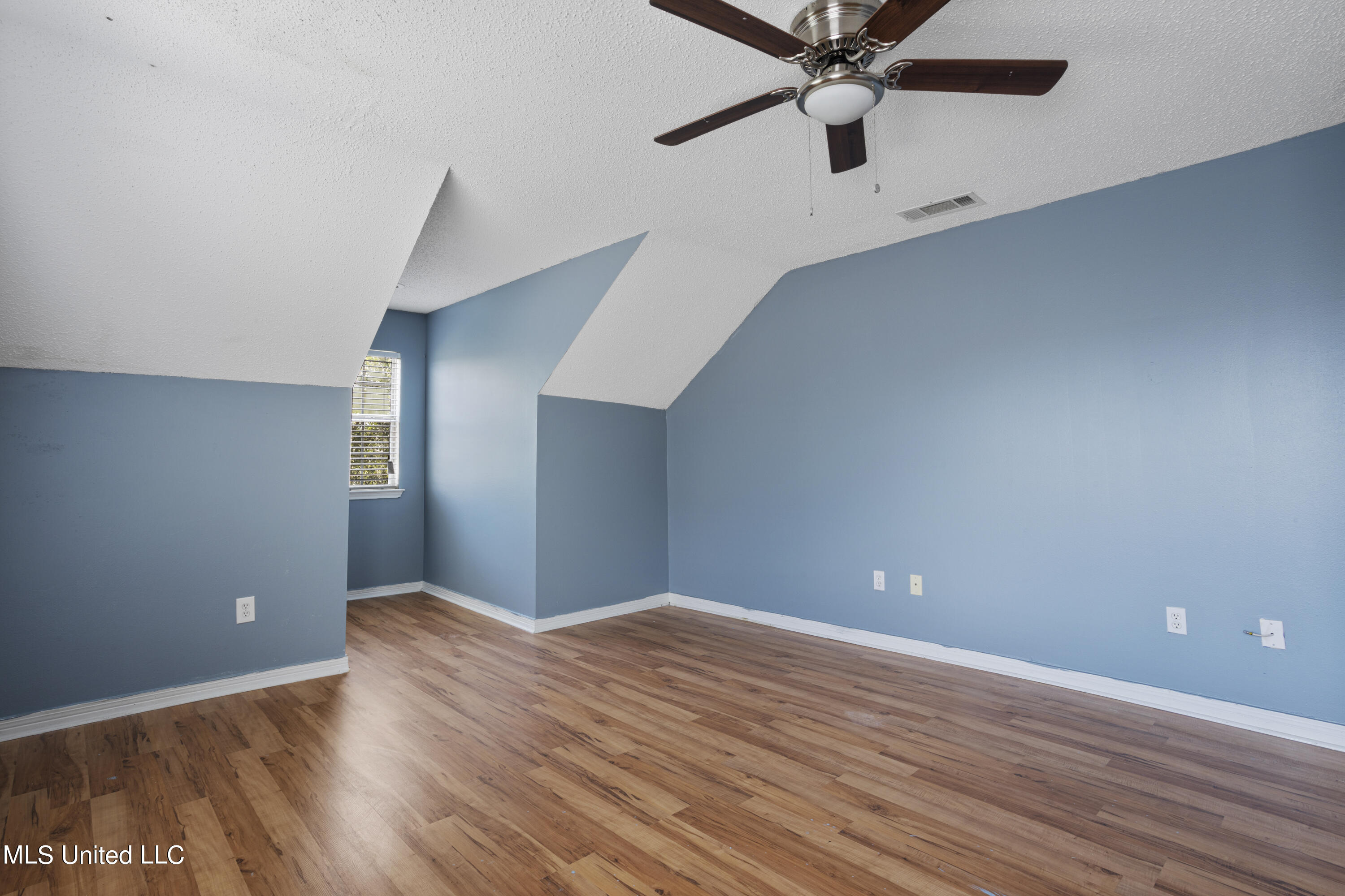 11850 Summerhaven Circle