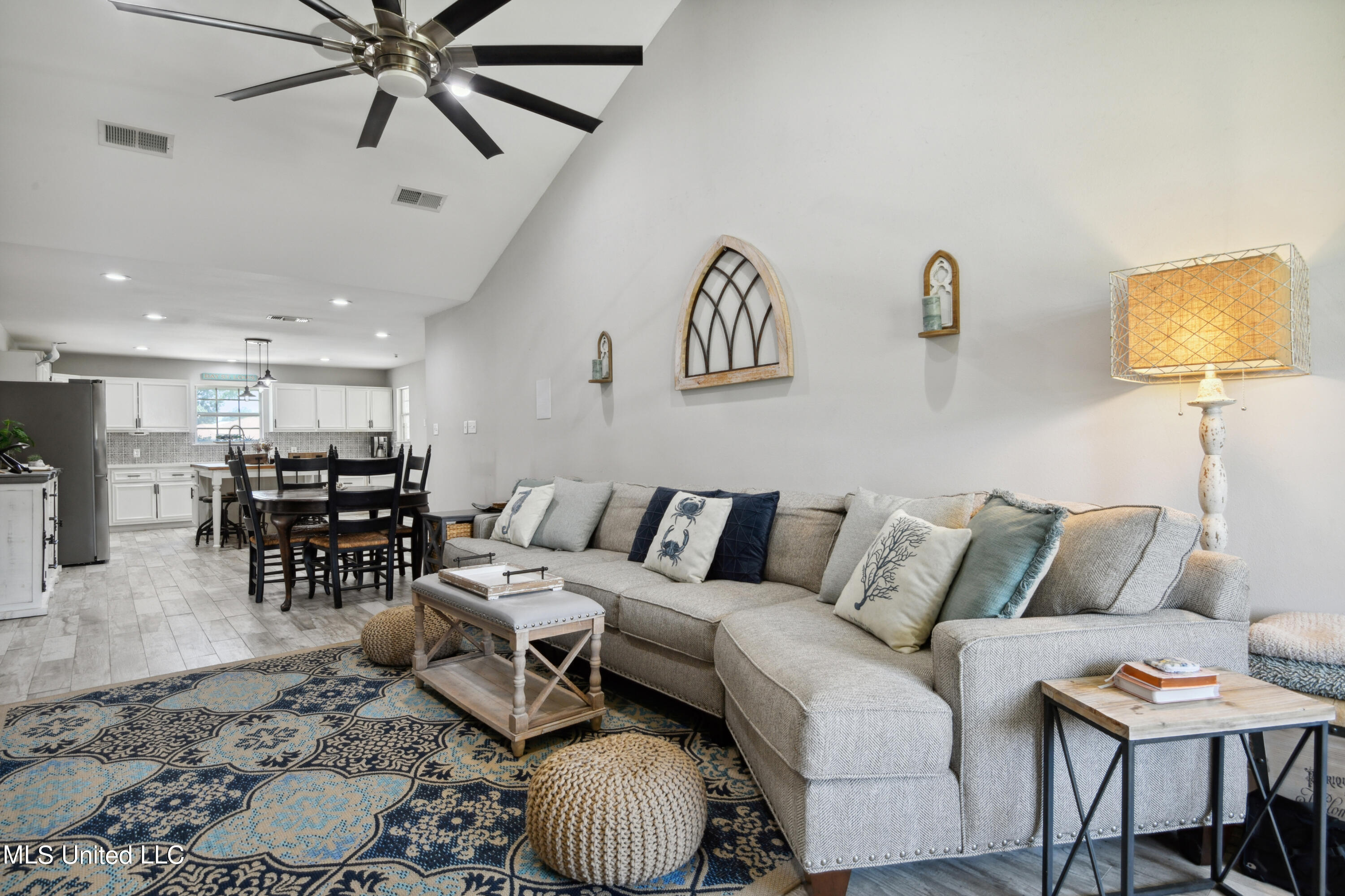 628 Old Spanish Trail