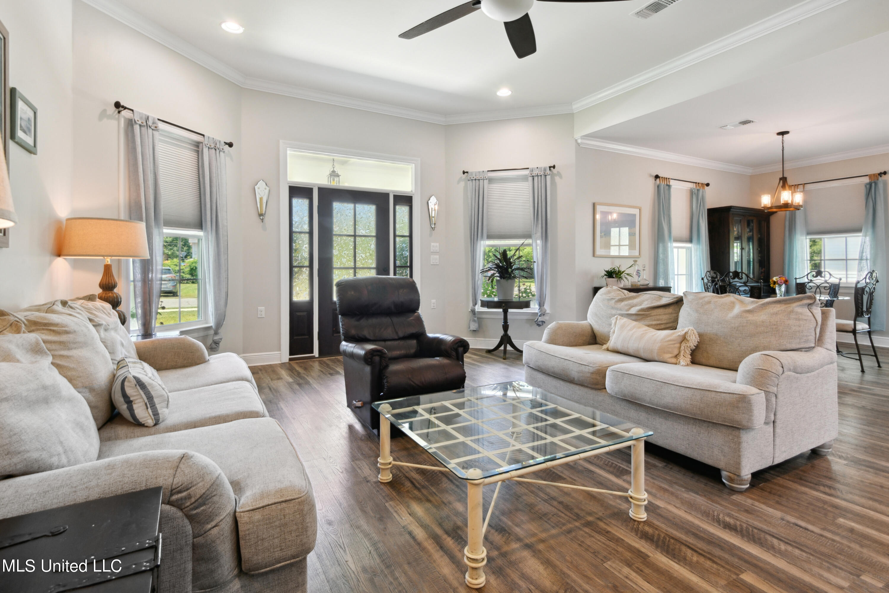 201 Saint Charles Avenue