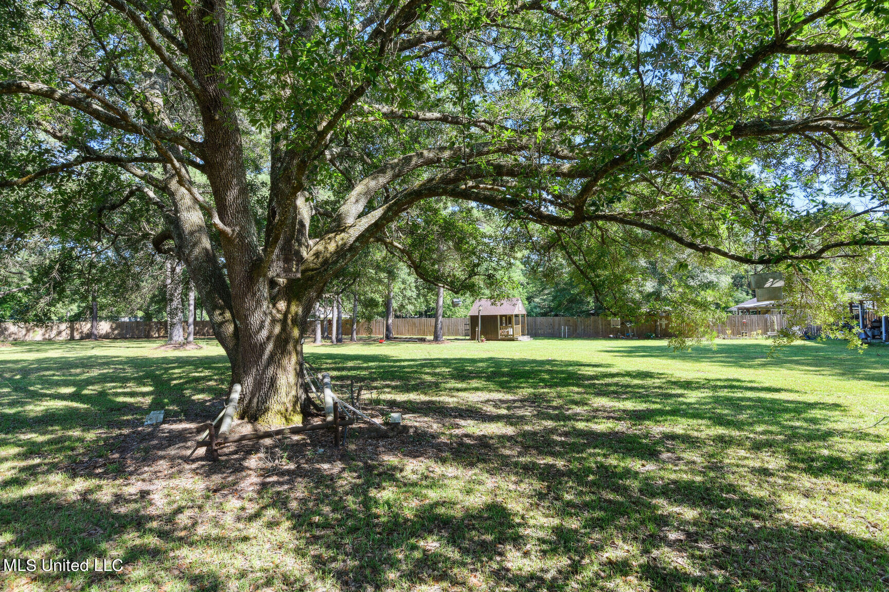 196 Richardson-Ozona Road