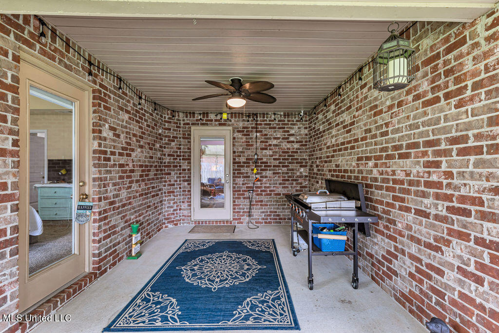 16434 Orange Grove Road