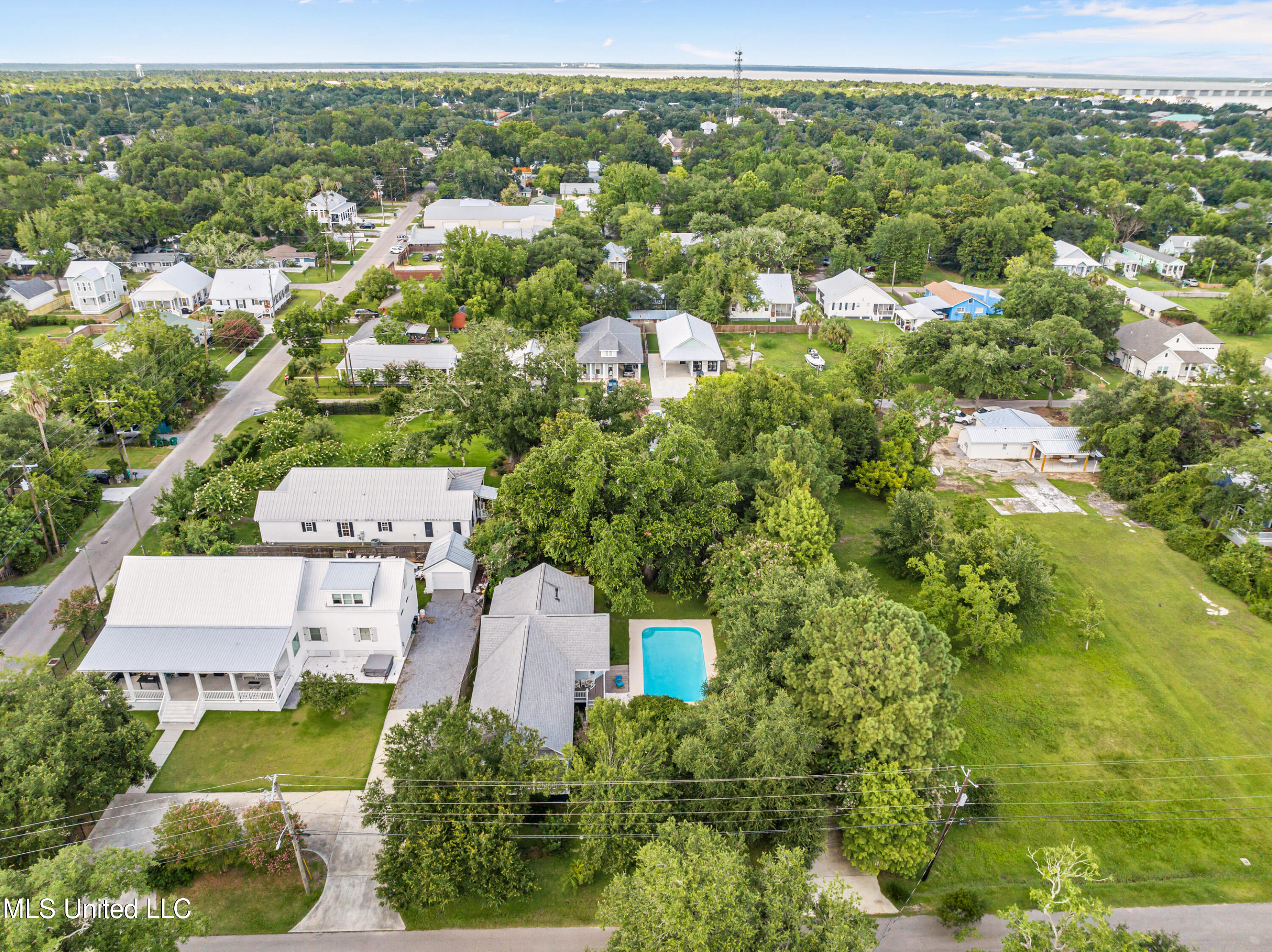 143 St Charles Street