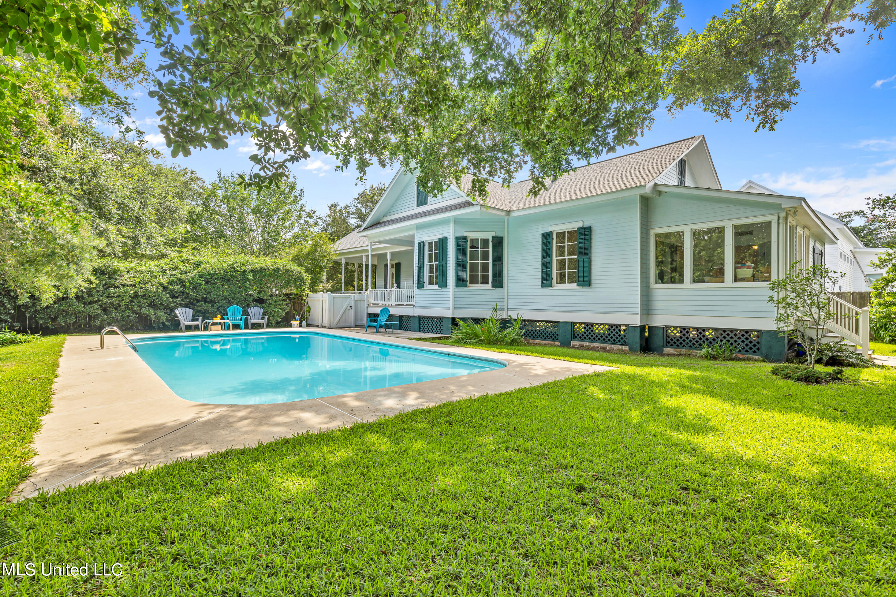 143 St Charles Street