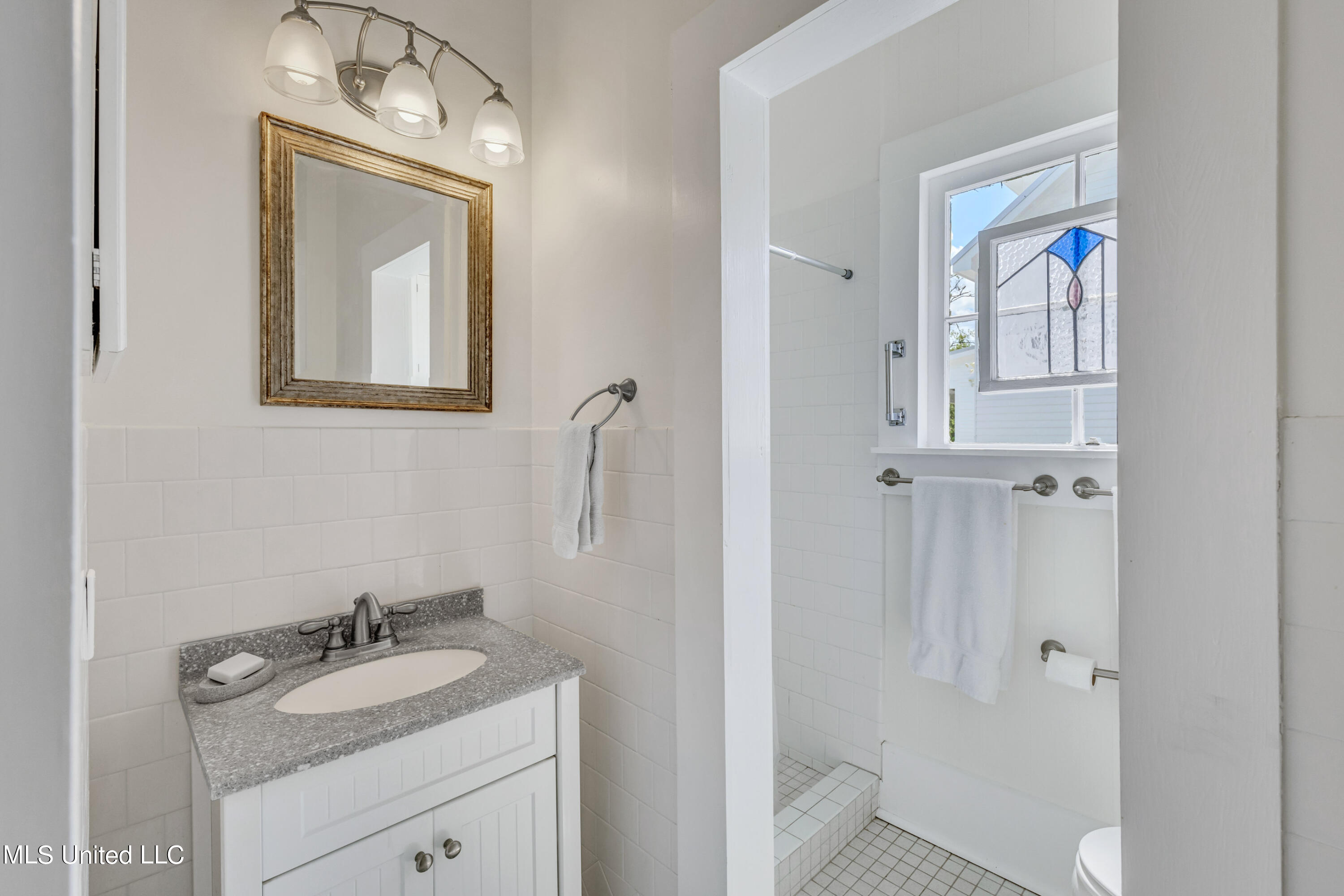 143 St Charles Street