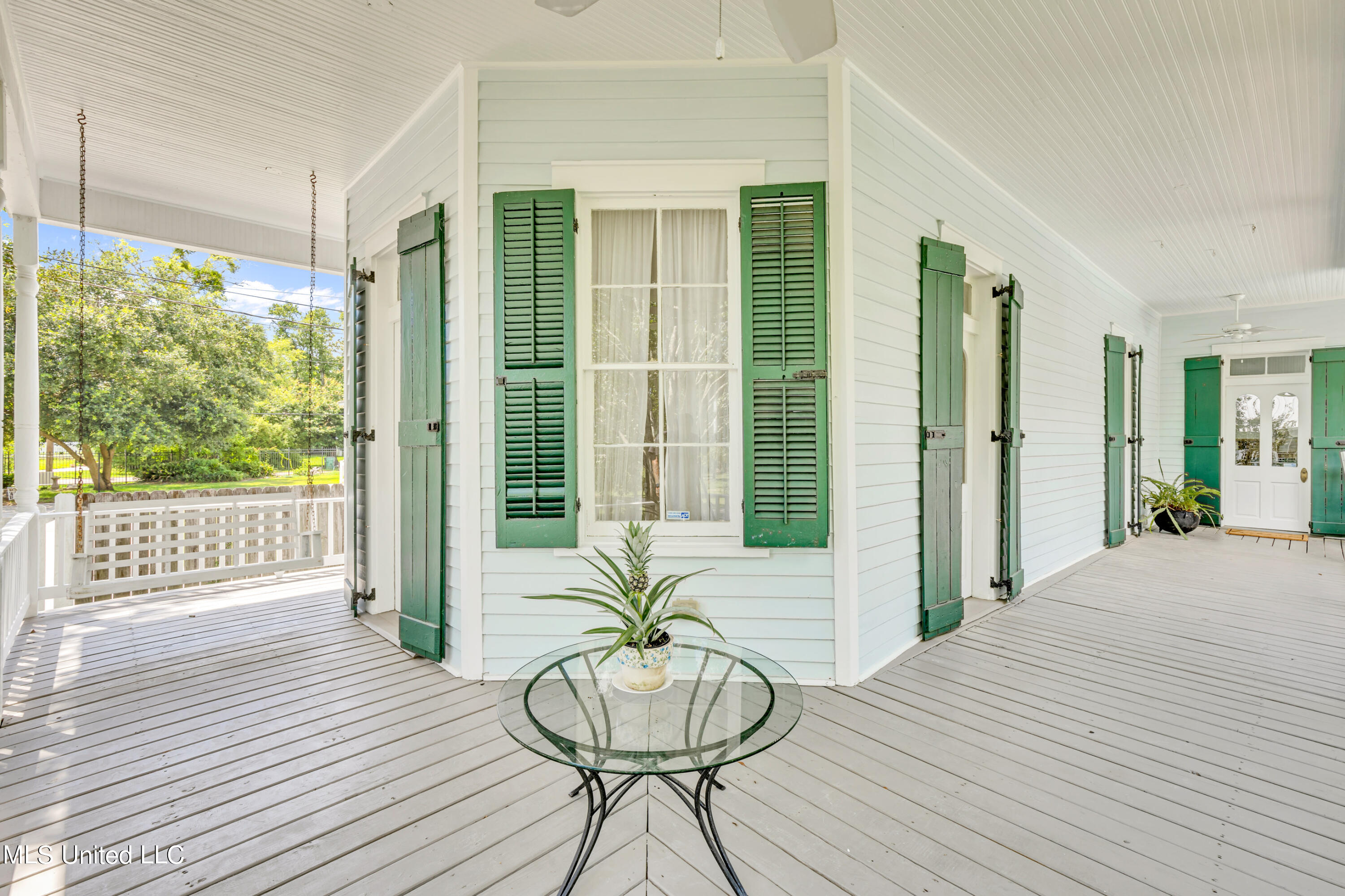 143 St Charles Street