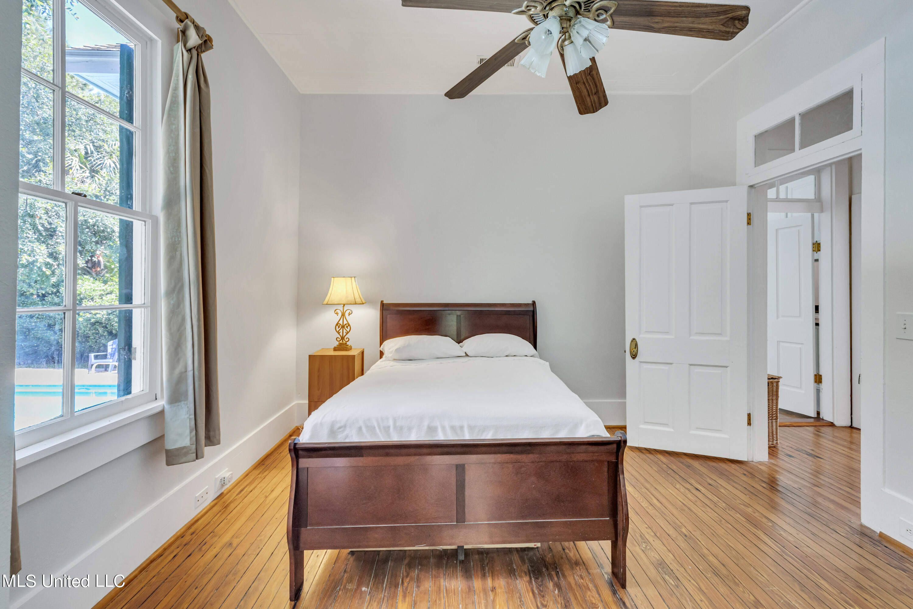 143 St Charles Street