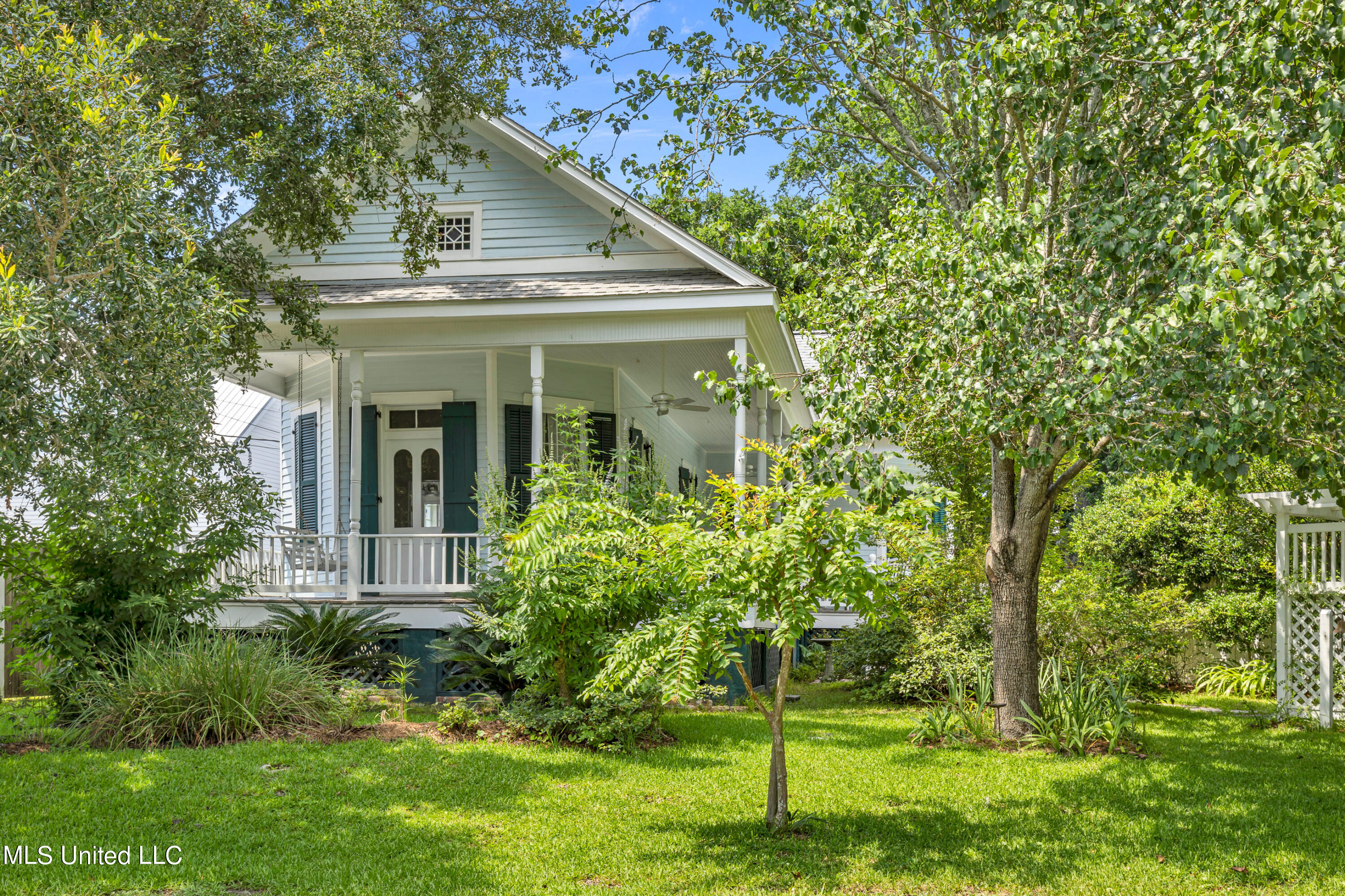 143 St Charles Street