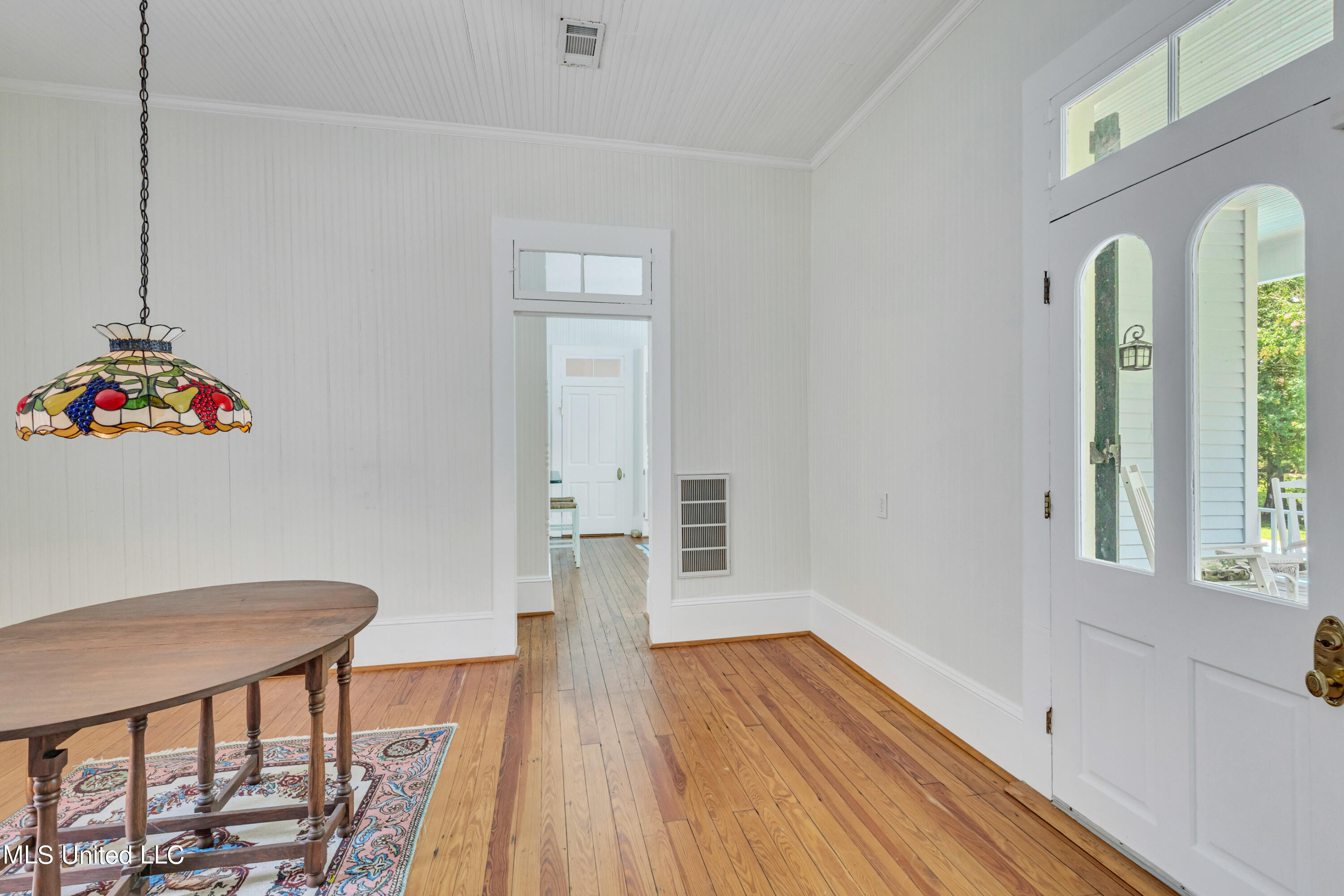 143 St Charles Street