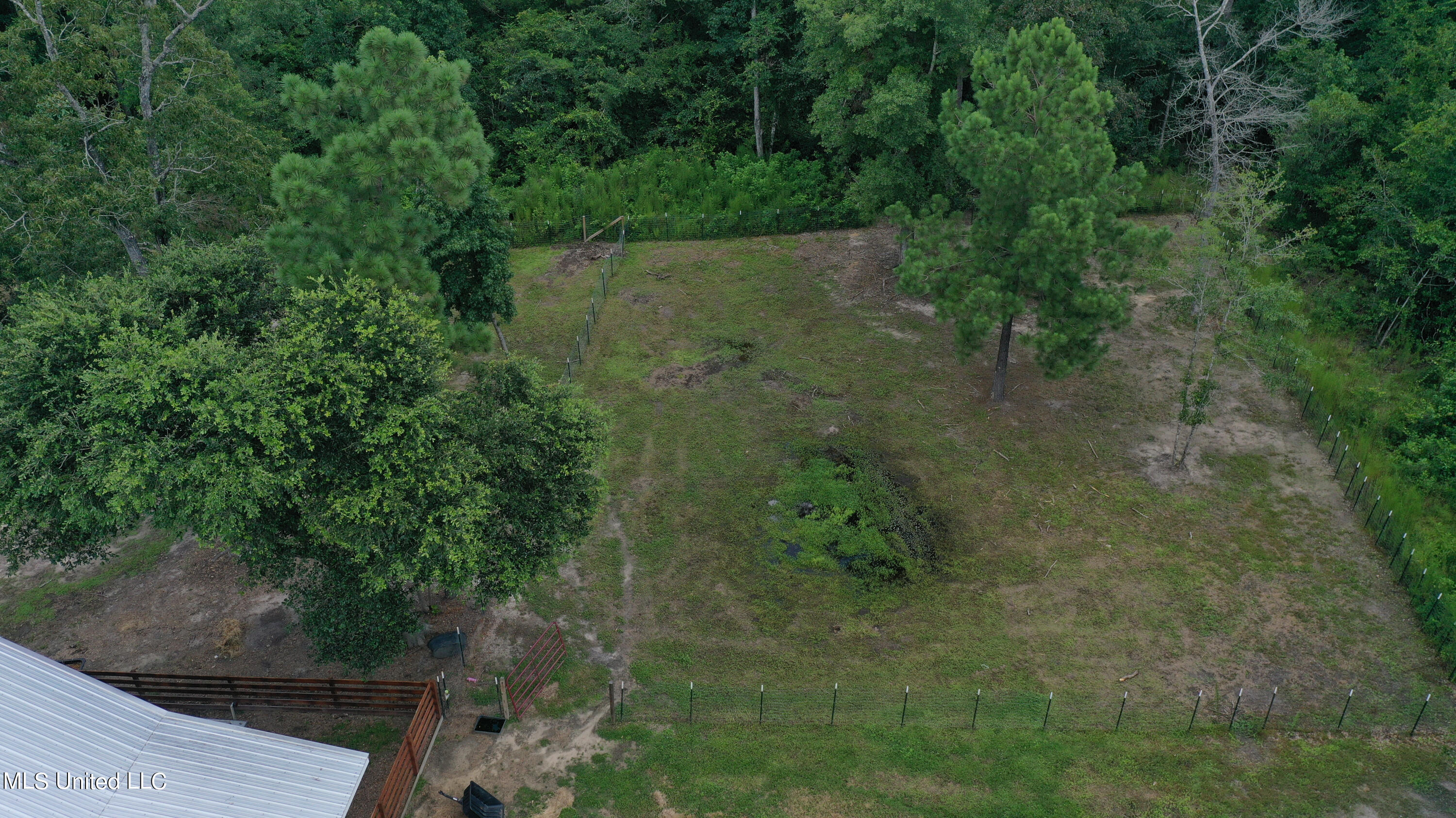 1208 Irvin Favre Road