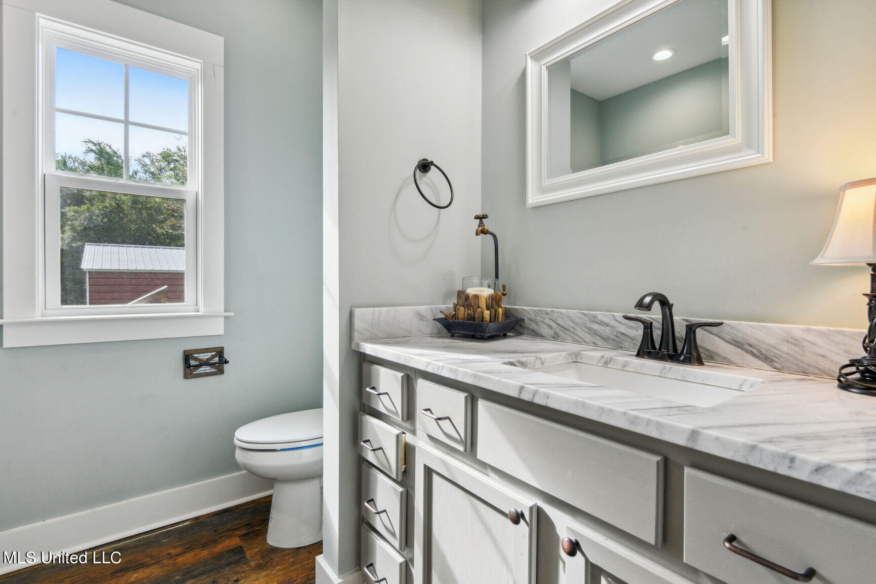 1208 Irvin Favre Road