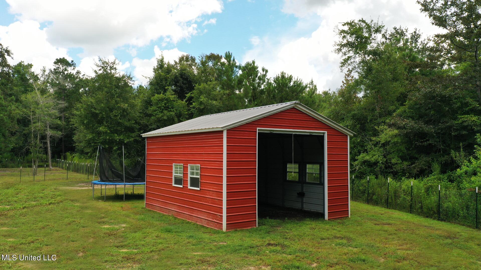 1208 Irvin Favre Road