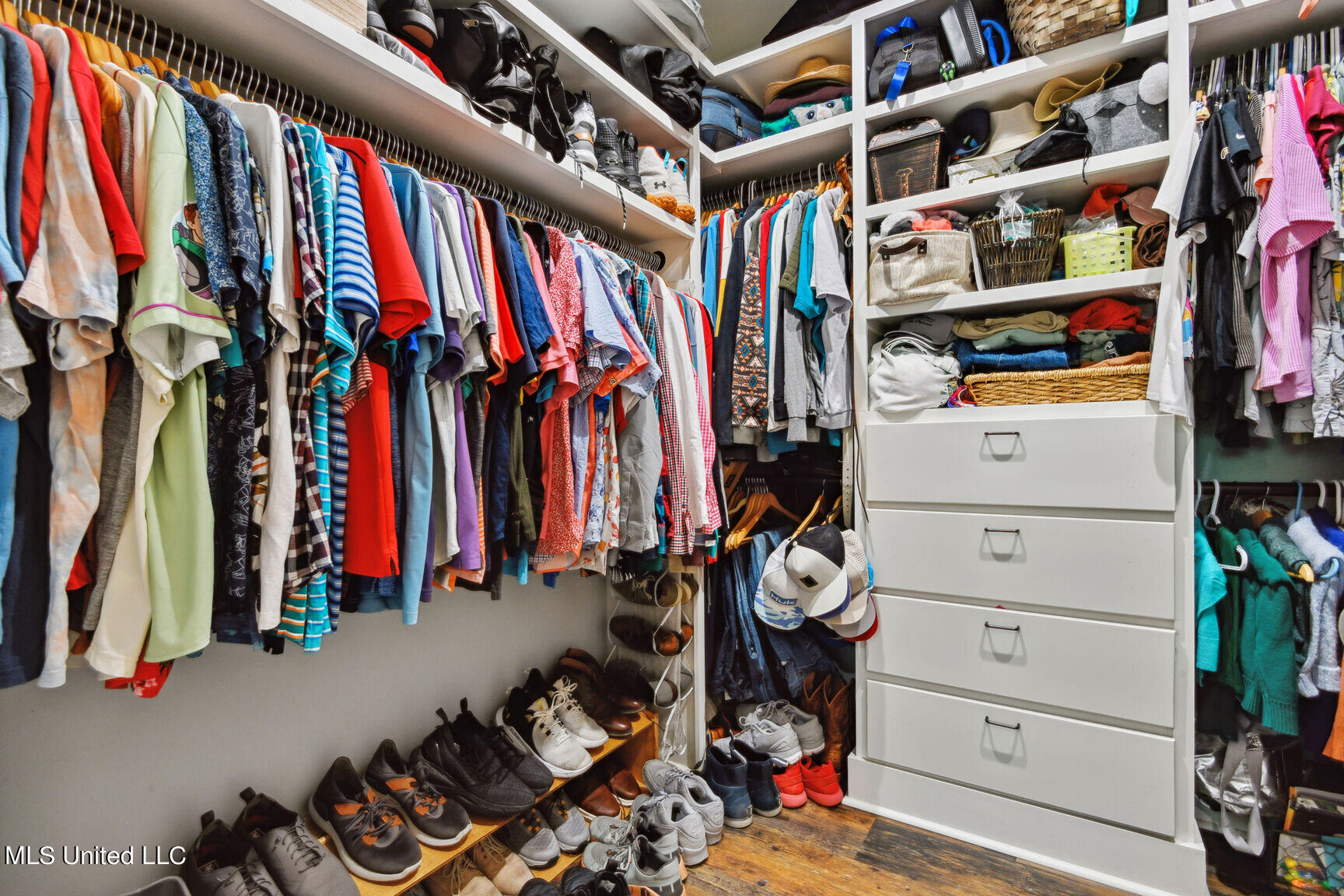 1208 Irvin Favre Road