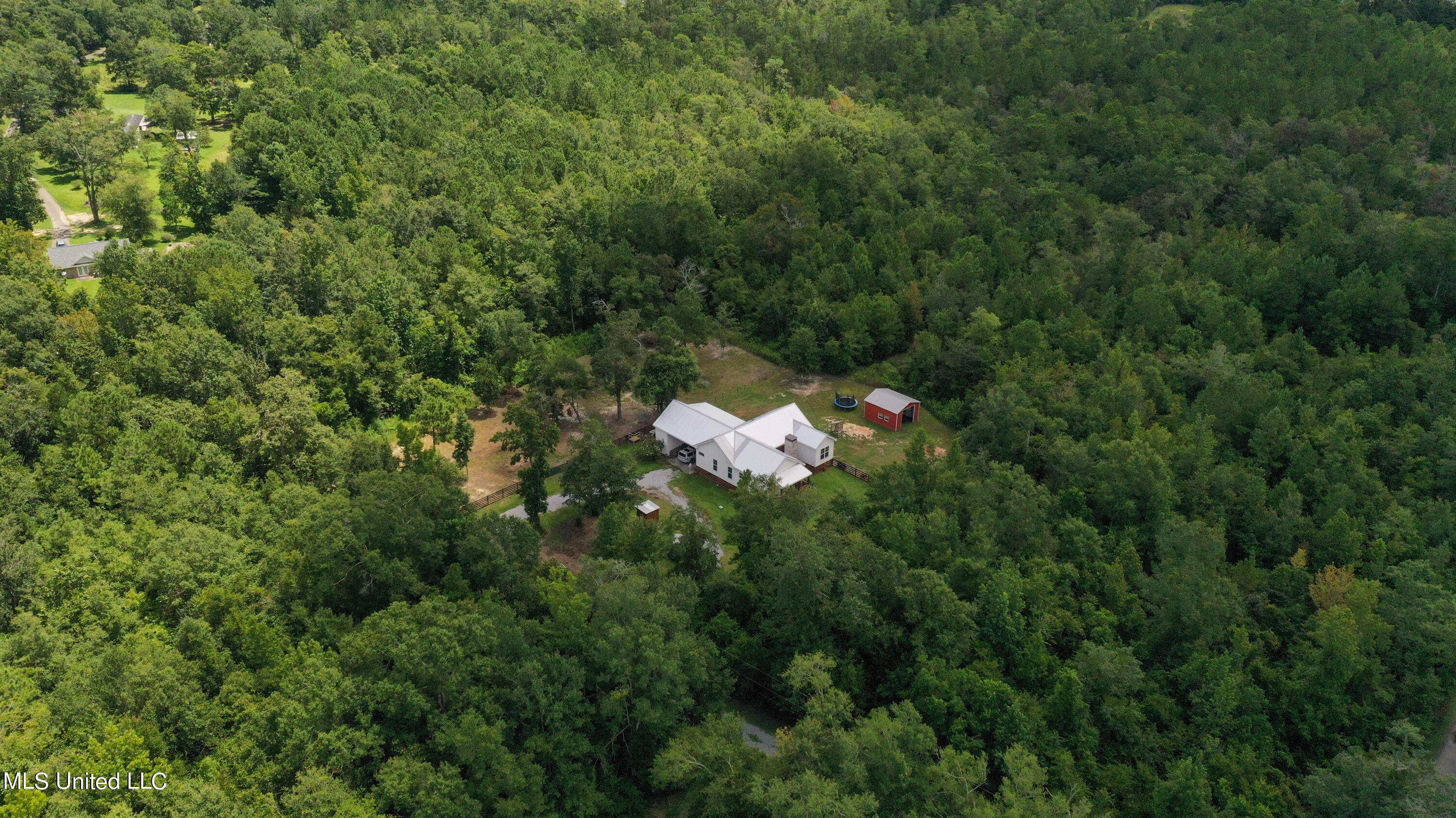 1208 Irvin Favre Road