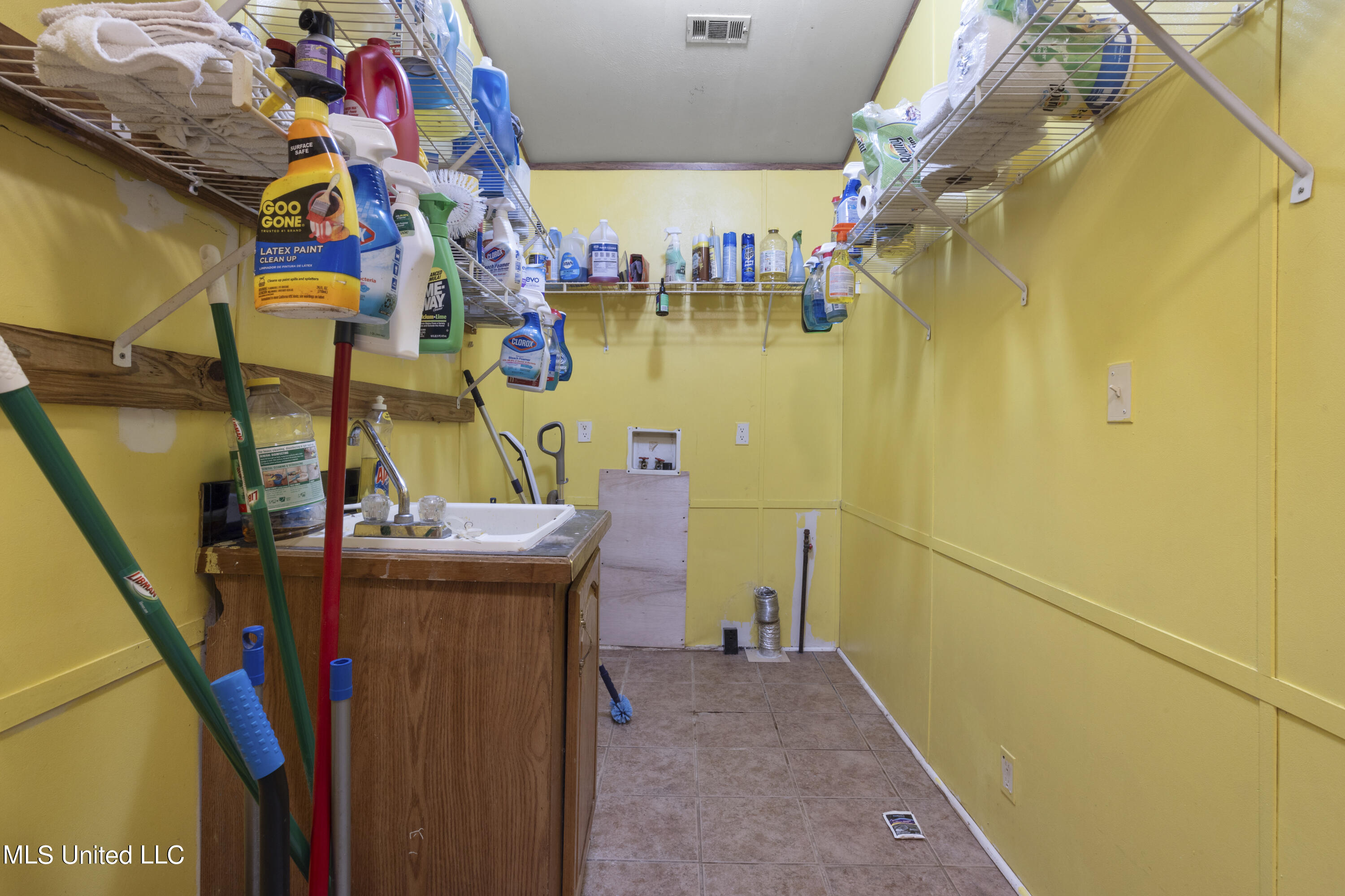 12301 Meadowglen Road