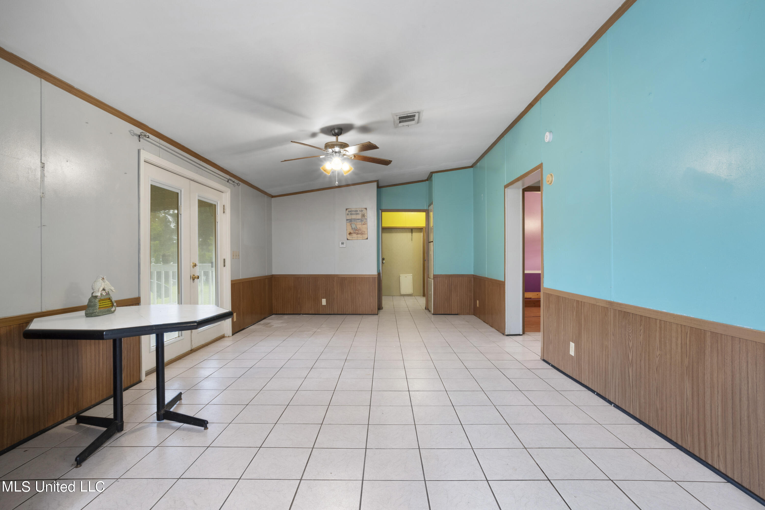 12301 Meadowglen Road