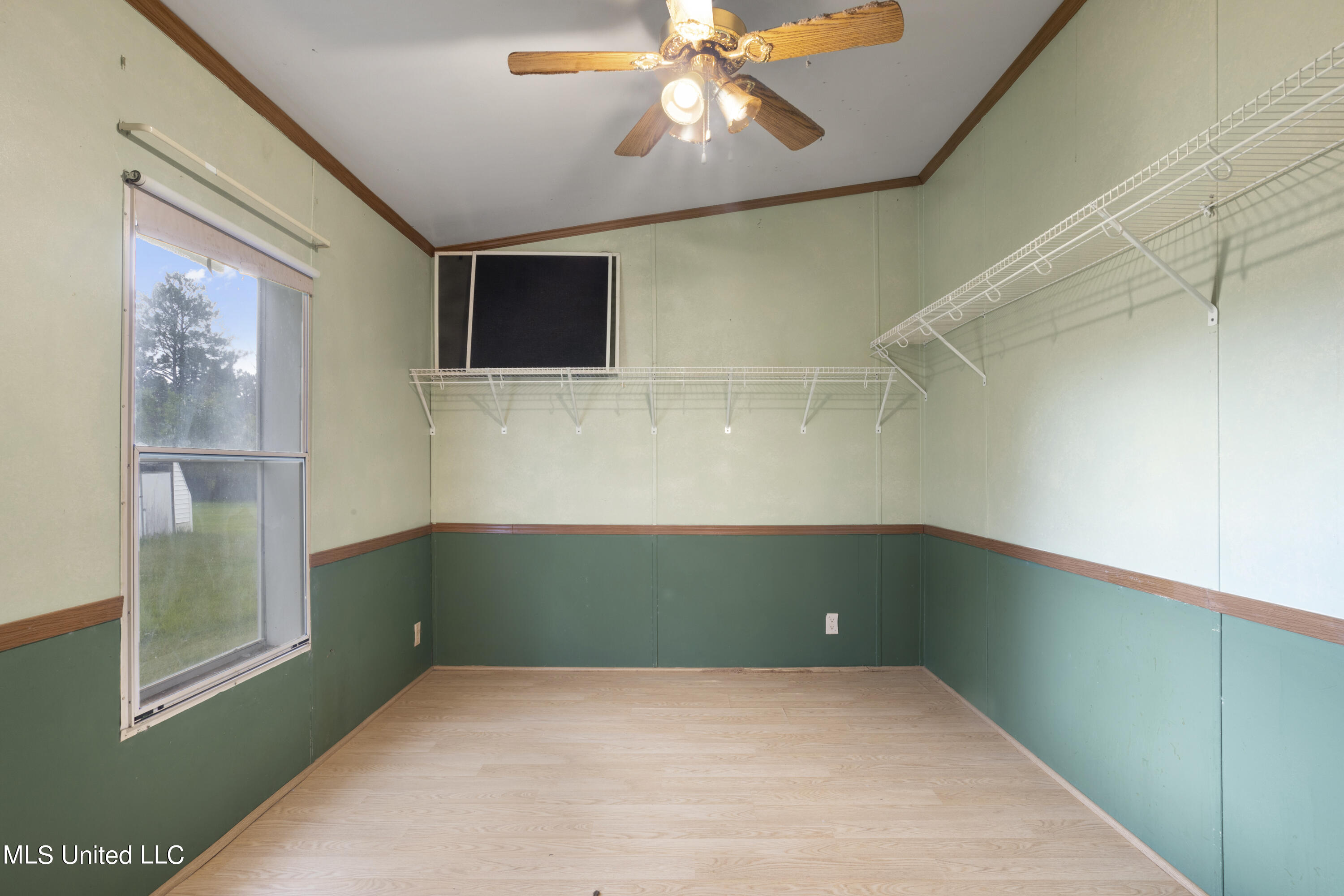 12301 Meadowglen Road