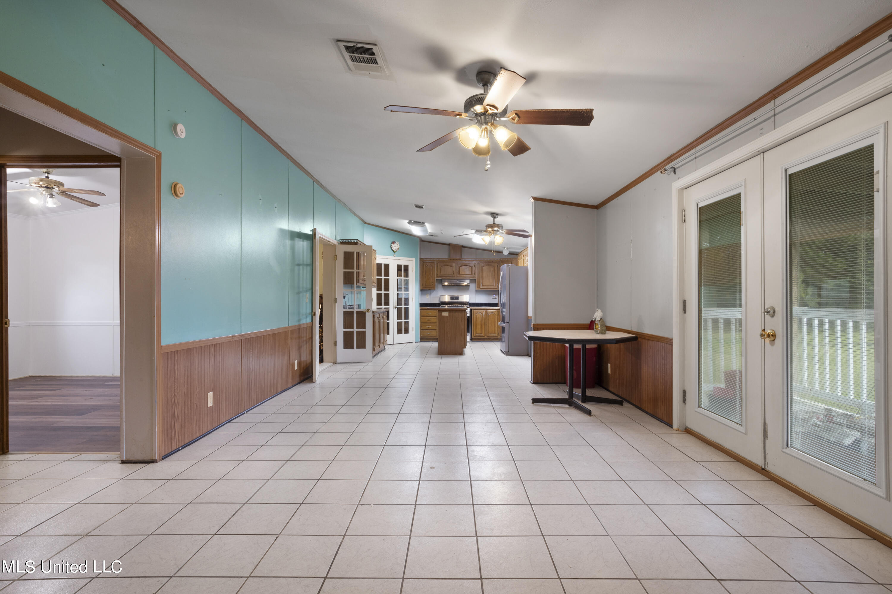 12301 Meadowglen Road