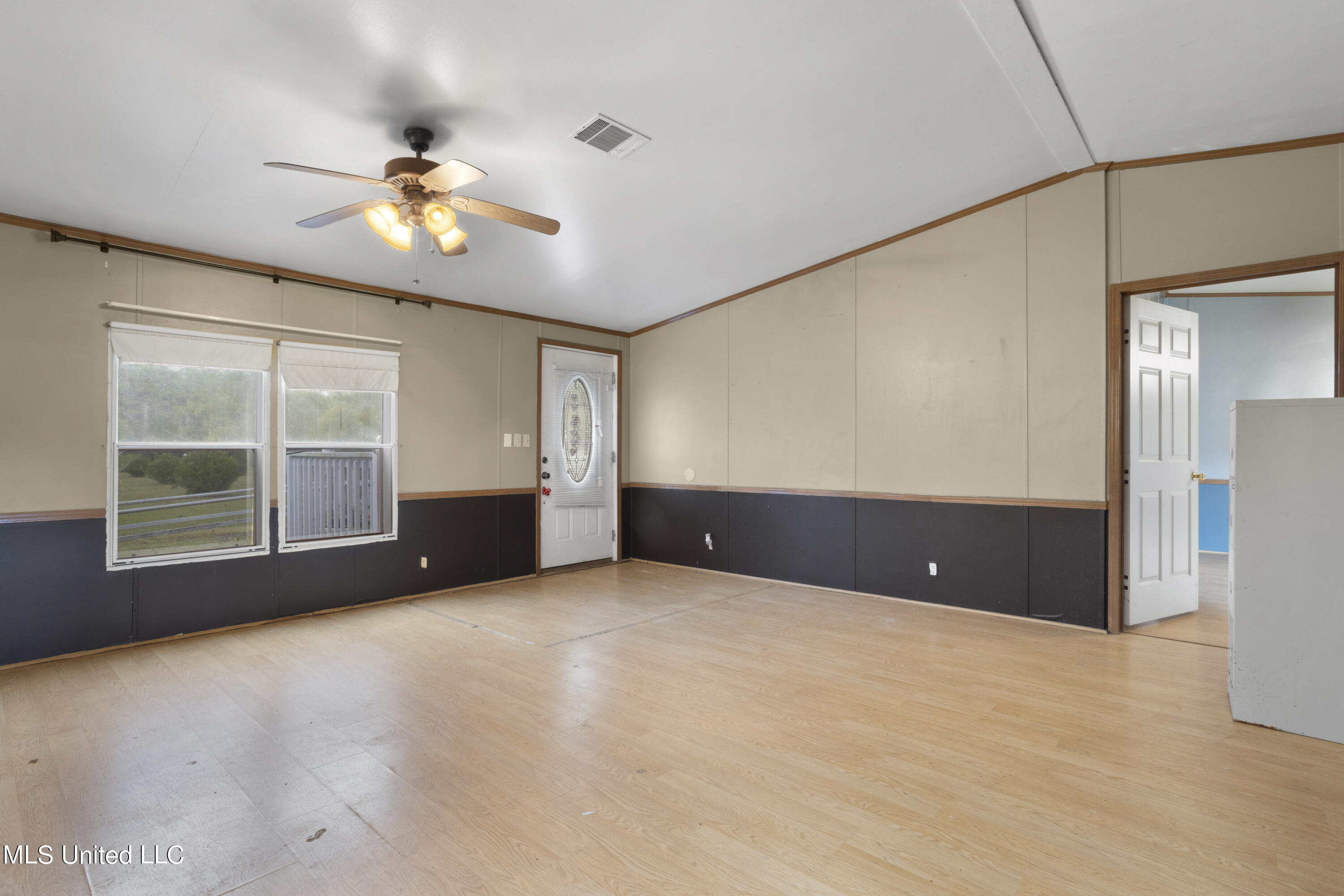 12301 Meadowglen Road