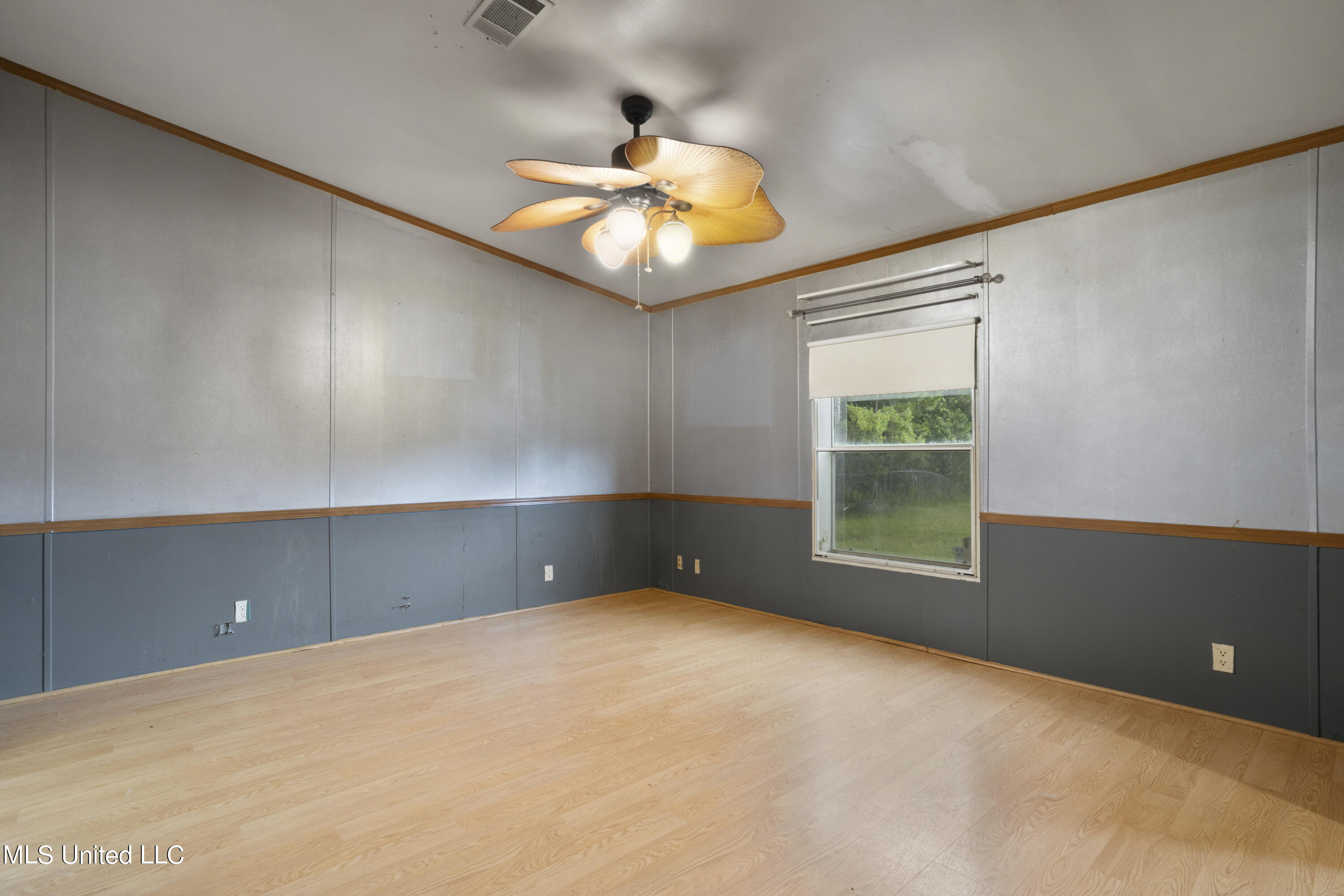 12301 Meadowglen Road