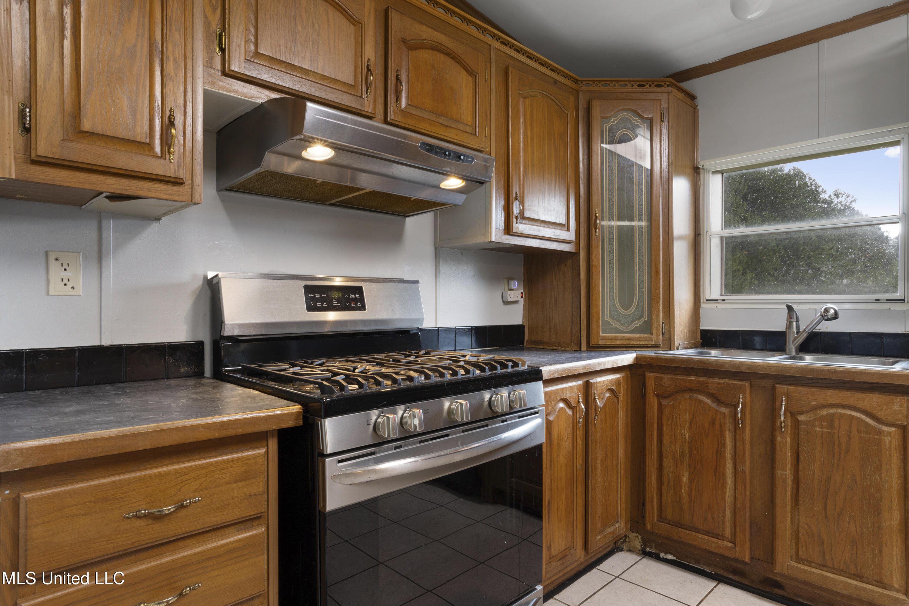 12301 Meadowglen Road