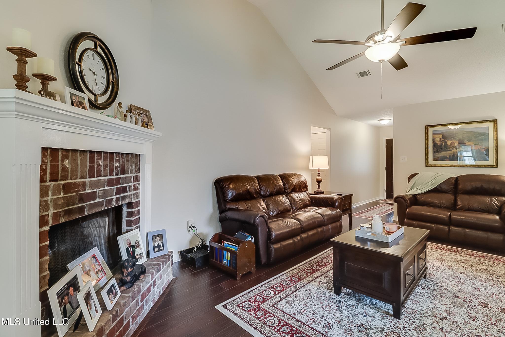 13481 Huntington Circle