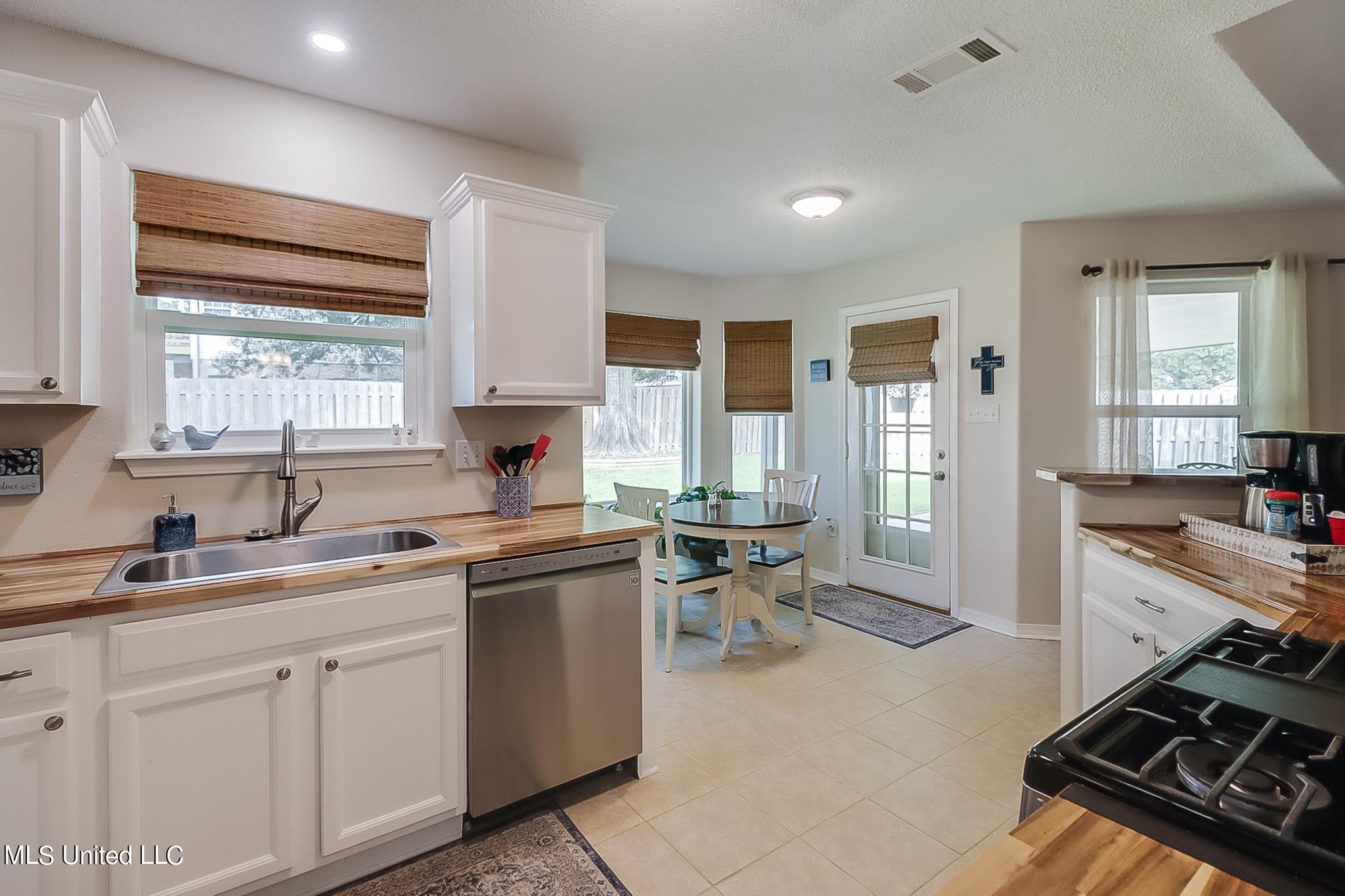 13481 Huntington Circle