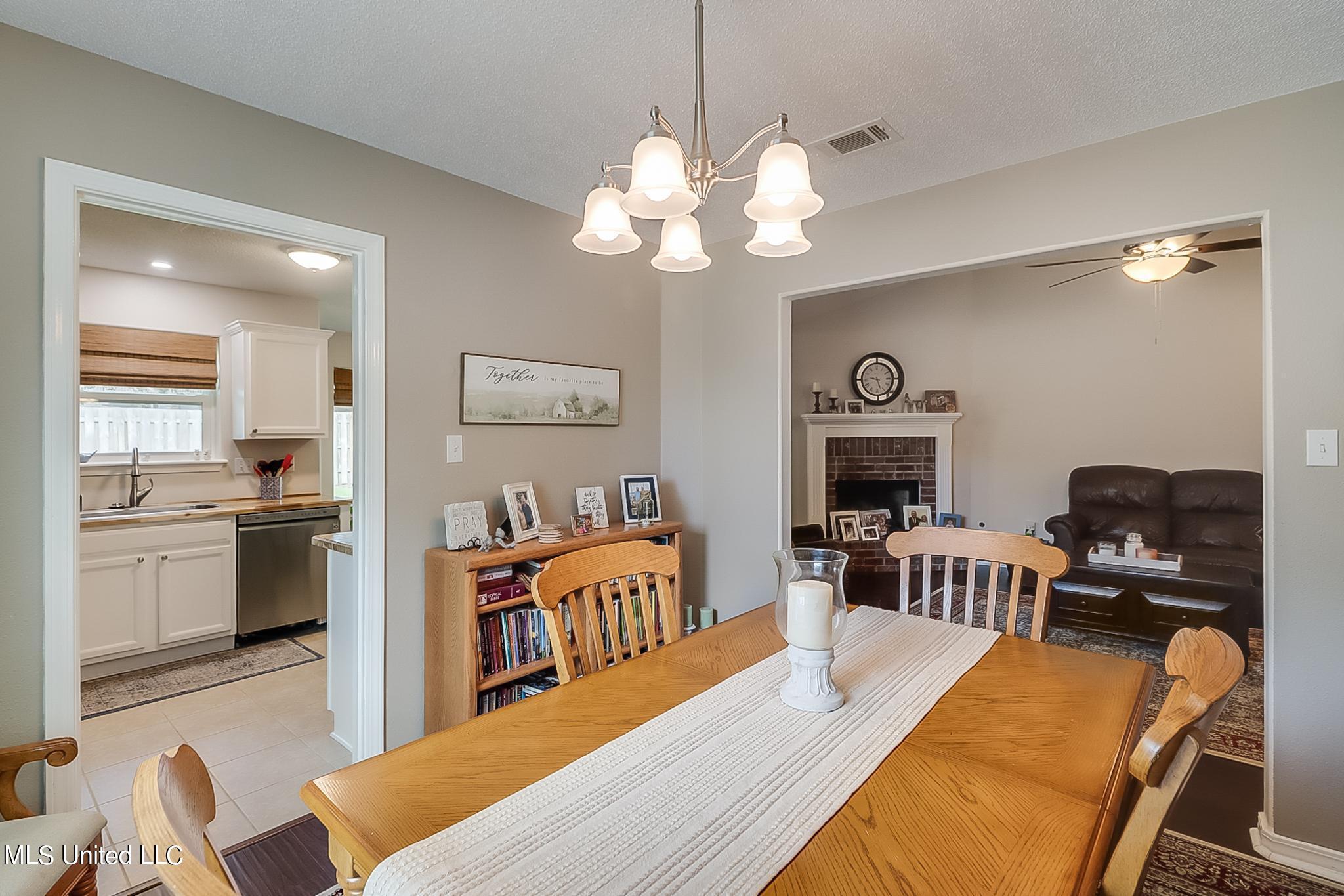 13481 Huntington Circle