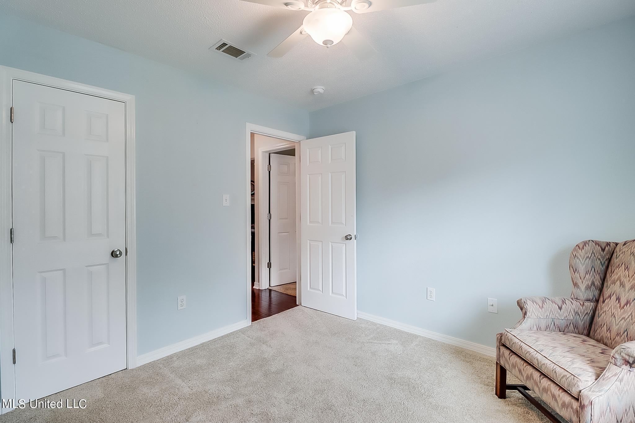 13481 Huntington Circle